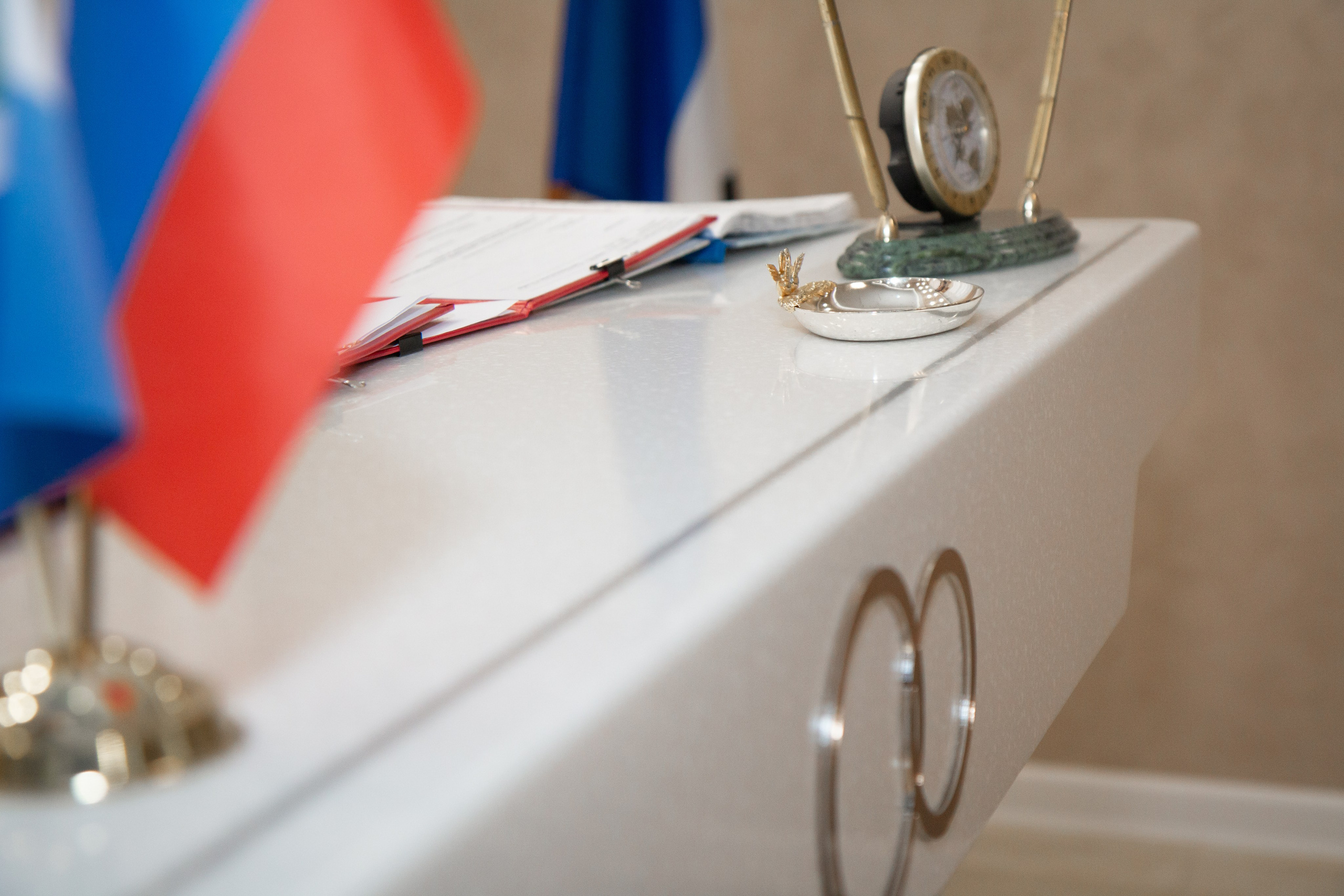 Свадебная фотосессия в Шелехове. Фотограф в Шелехове, лучшие выпускные альбомы в Шелехове