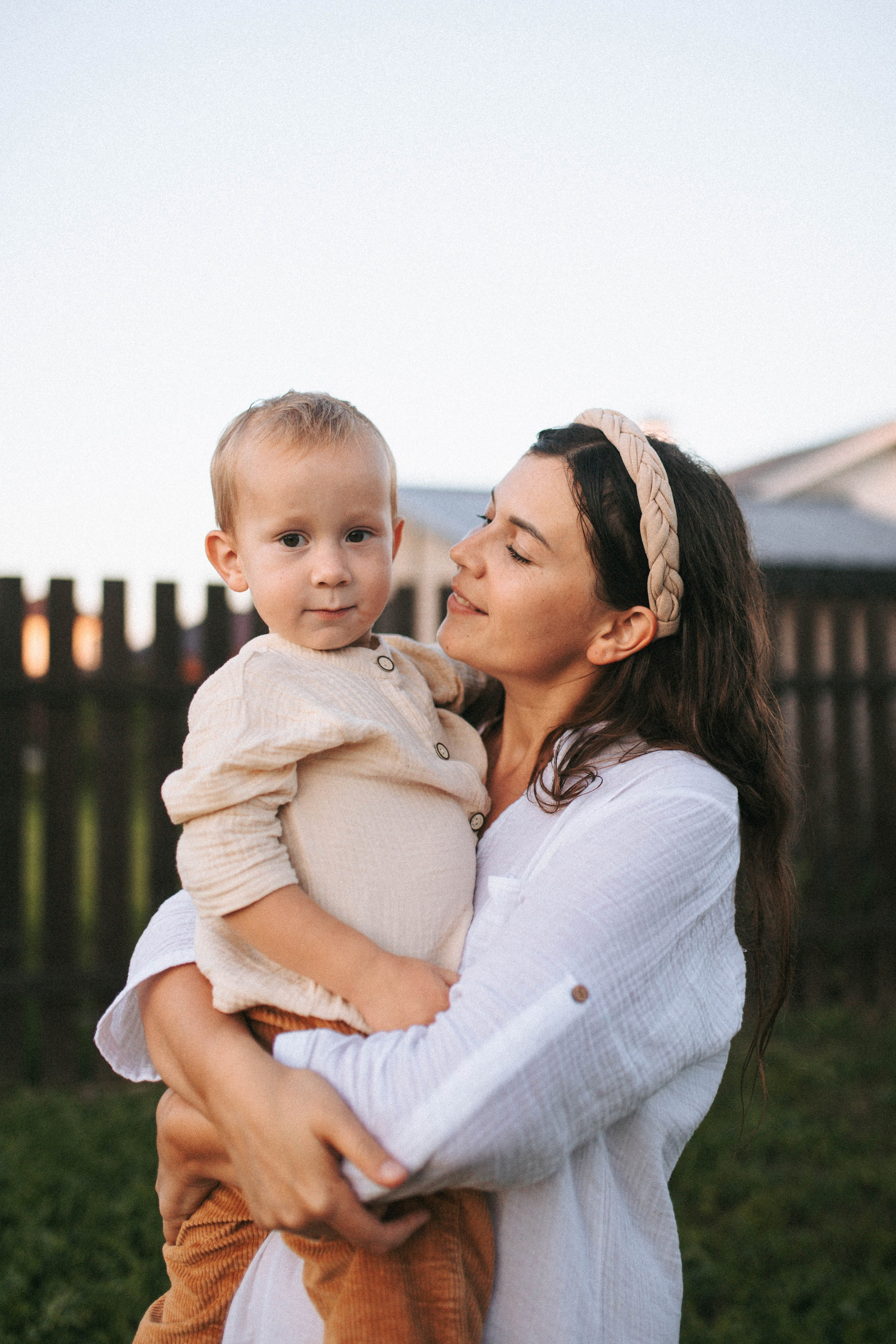 Во дворе своего дома. Свадебный и семейный фотограф в Нижнем Новгороде