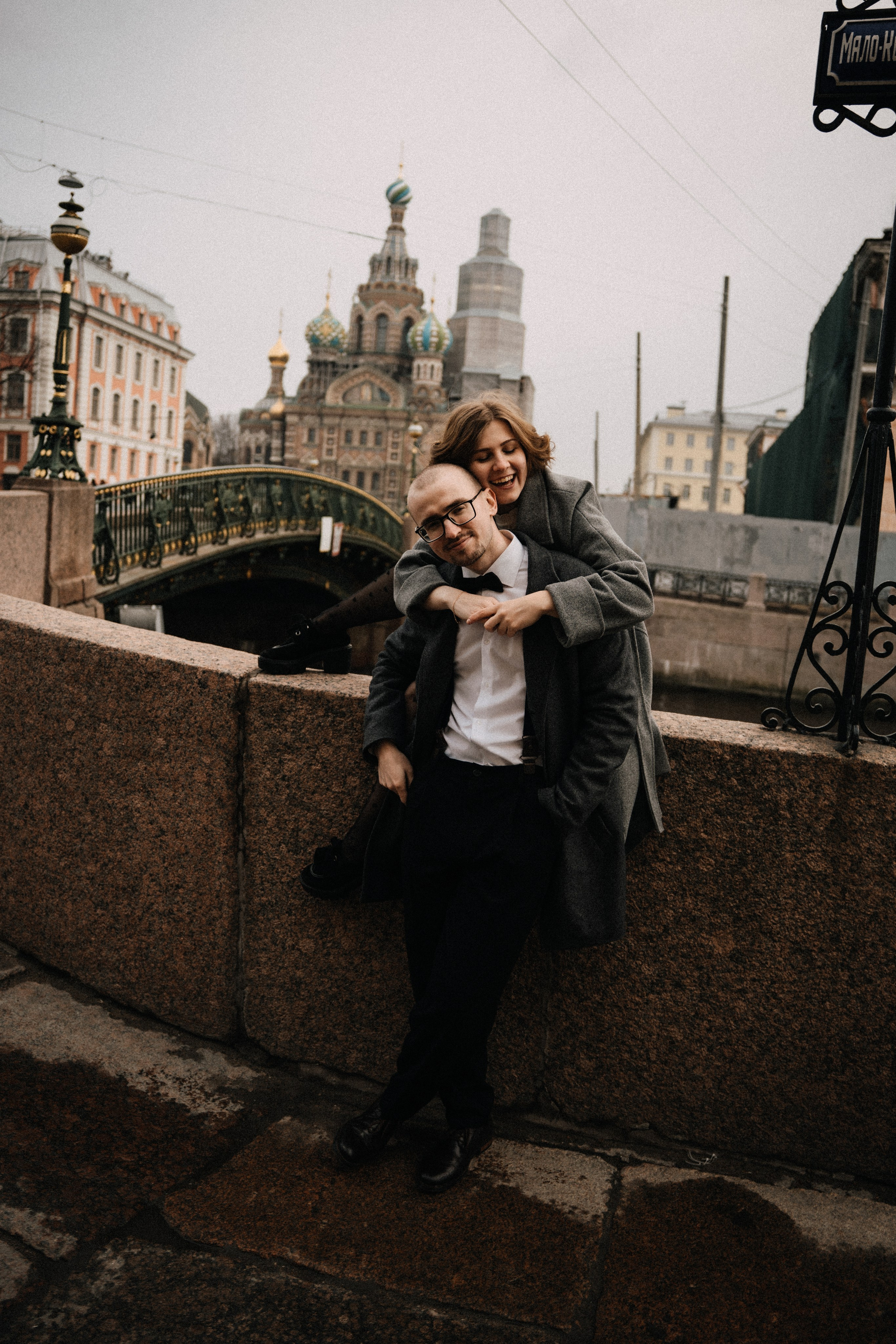 Парная фотосессия в Санкт-Петербурге. Фотосессия лавстори Санкт-Петербург. Свадебный фотограф в СПб. Федосова Елизавета. Спас на Крови, Казанский собор, Зингера.