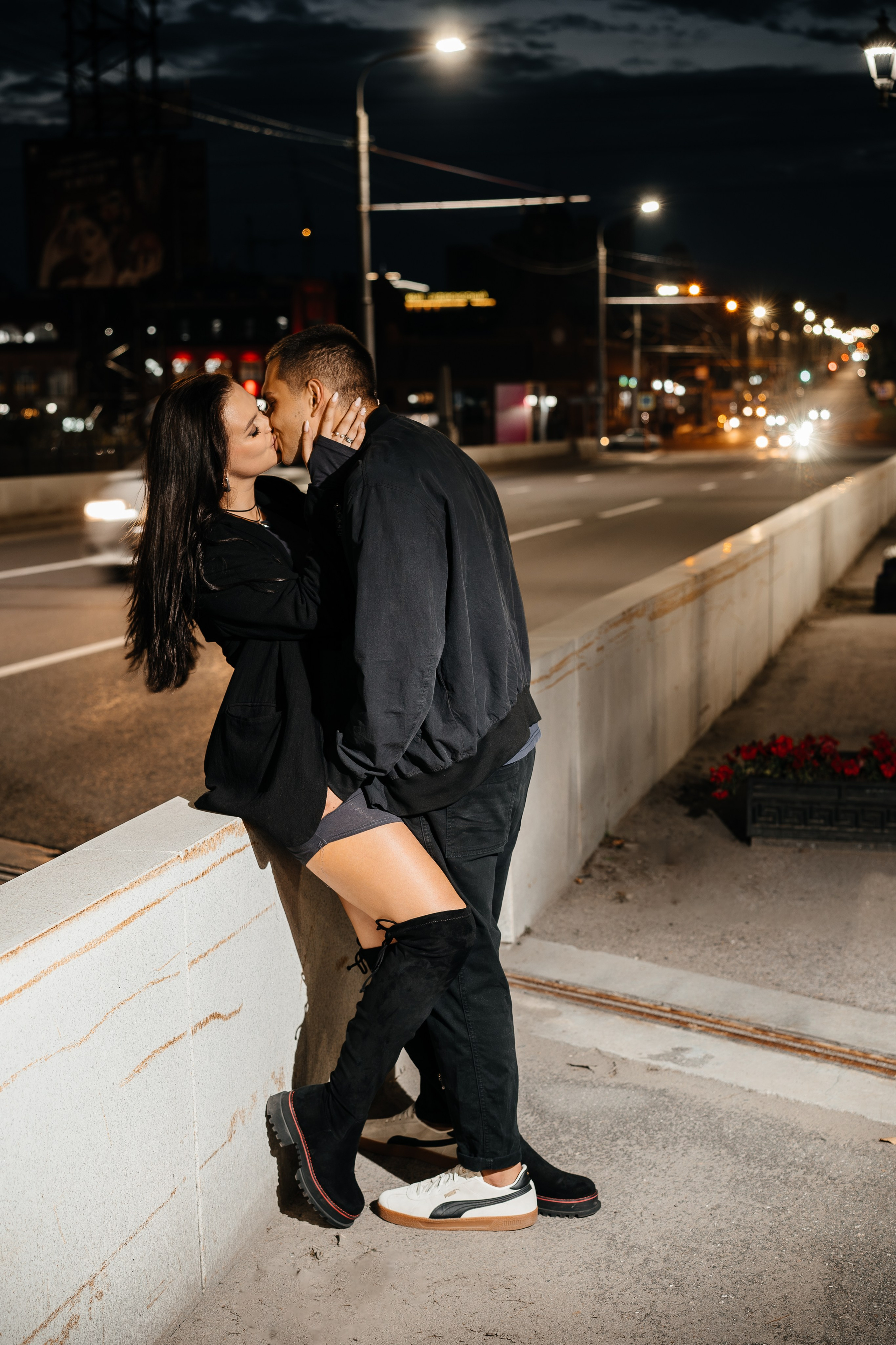 Прогулка по ночному городу. Свадебный фотограф Барнаул Алексей Павлов