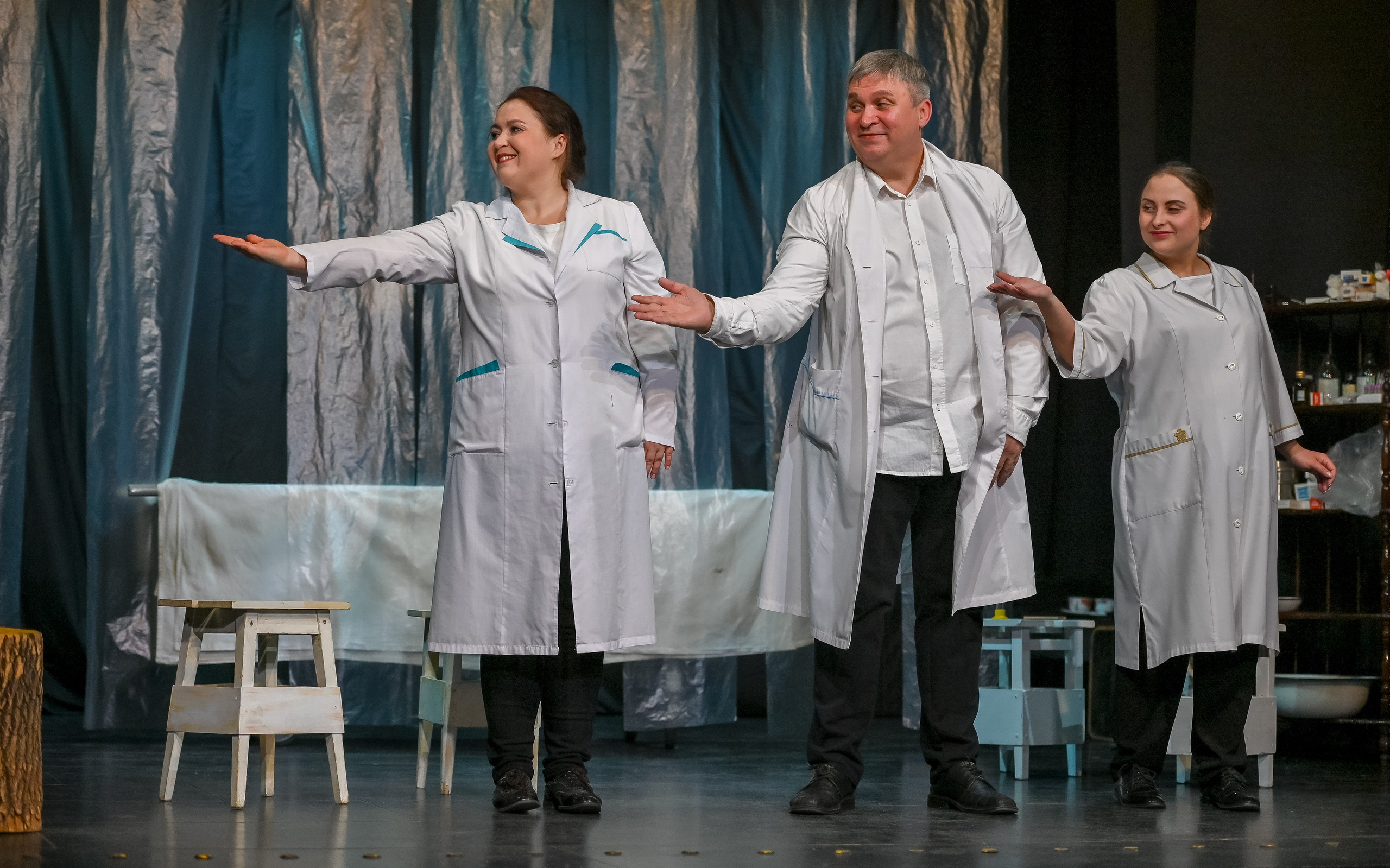 «Записки юного врача» в Театре Артиста 01.03.2024. Репортажный профессиональный фотограф-любитель
