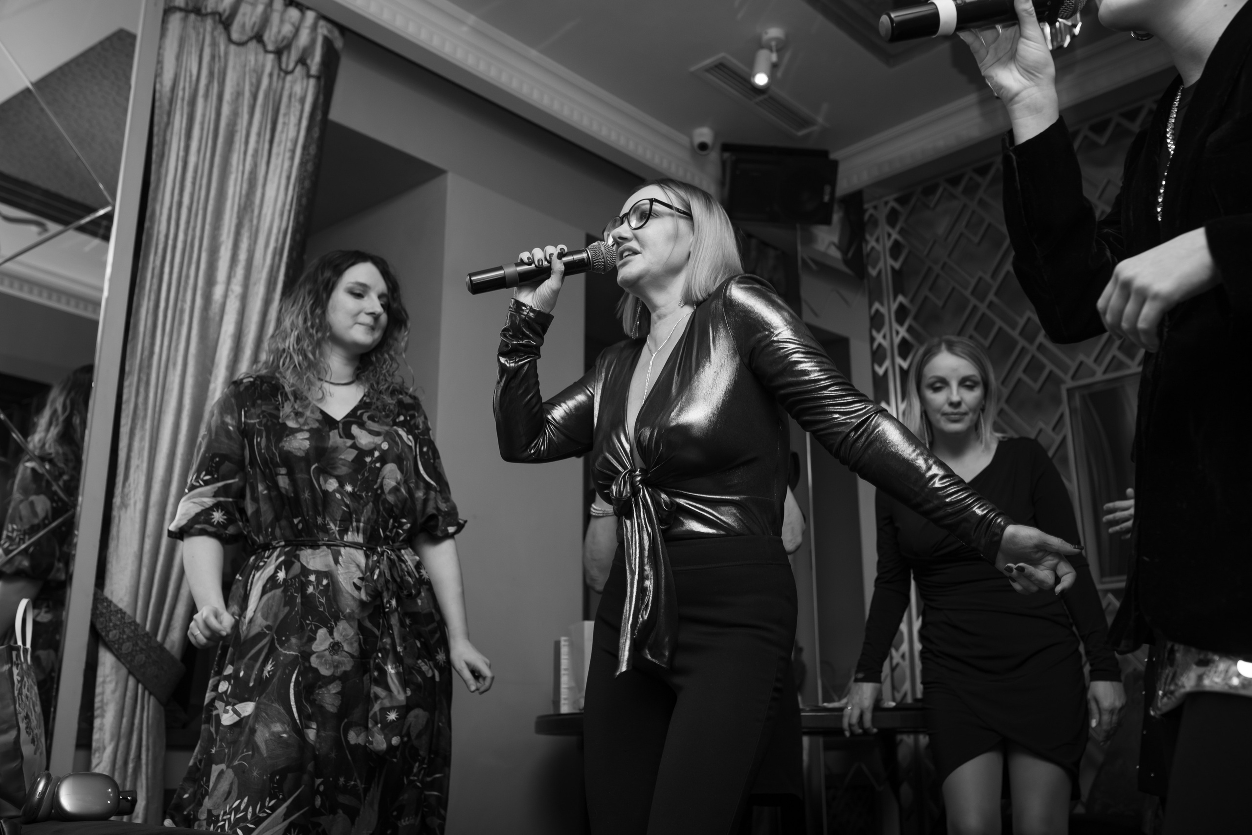 Юбилей в караоке. Семейный и детский фотограф в Москве Дорогова Екатерина