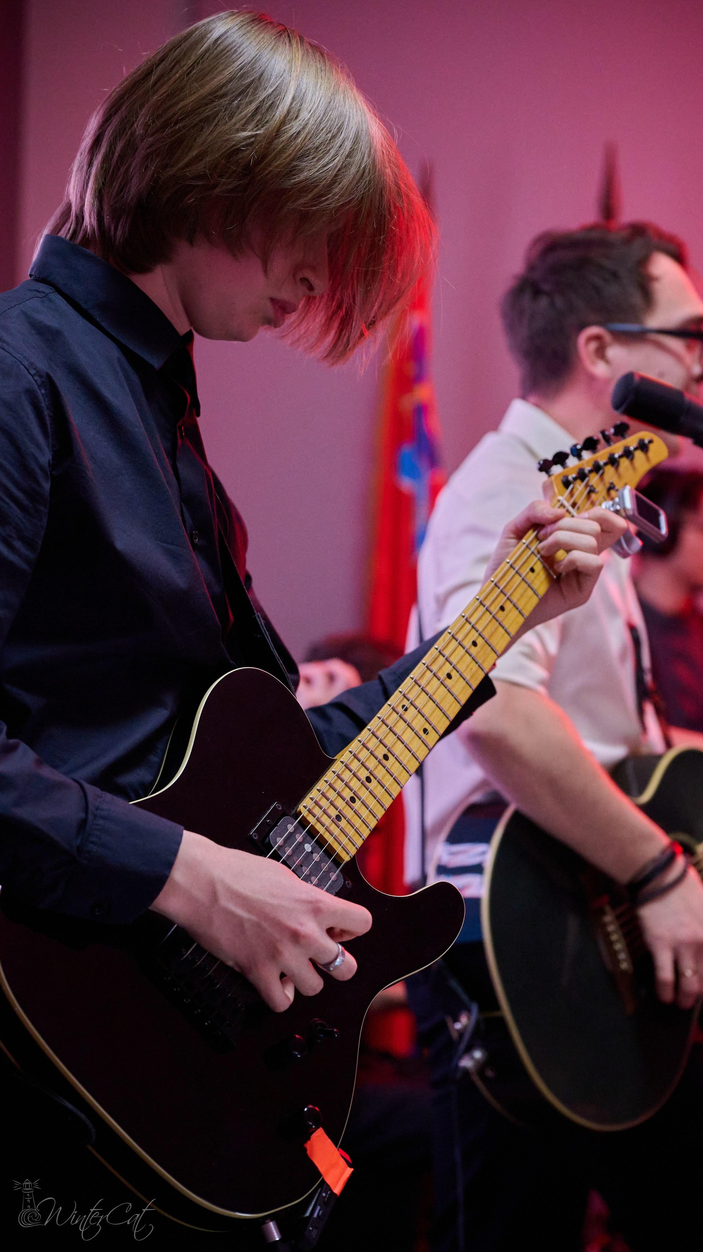 Открытый микрофон. Портретный и репортажный фотограф в Магадане Андрей Нефедов WinterCatPhoto