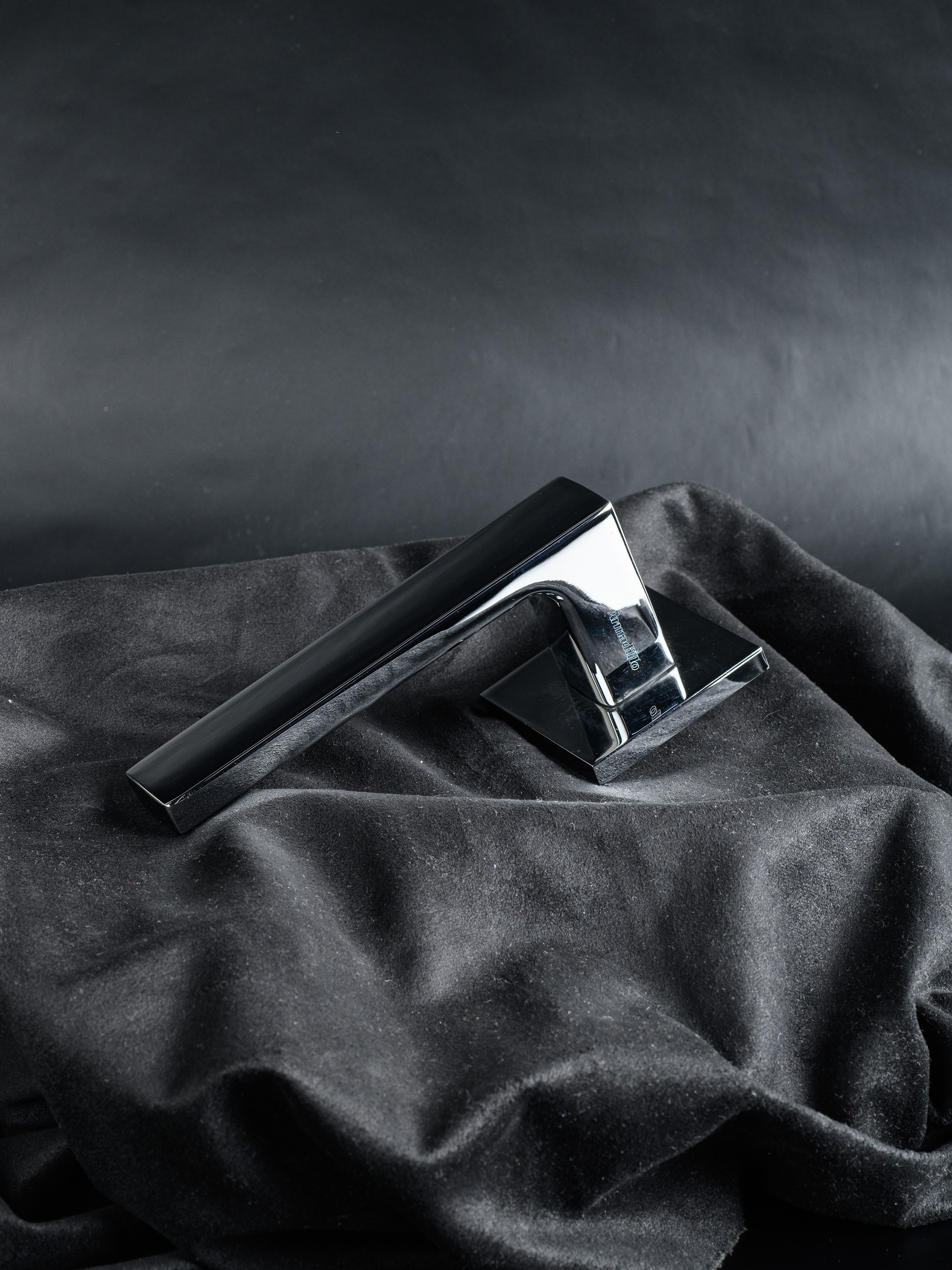 Фотографии дверных ручек Armadillo. Профессиональная фотосъемка. Ростов-на-Дону