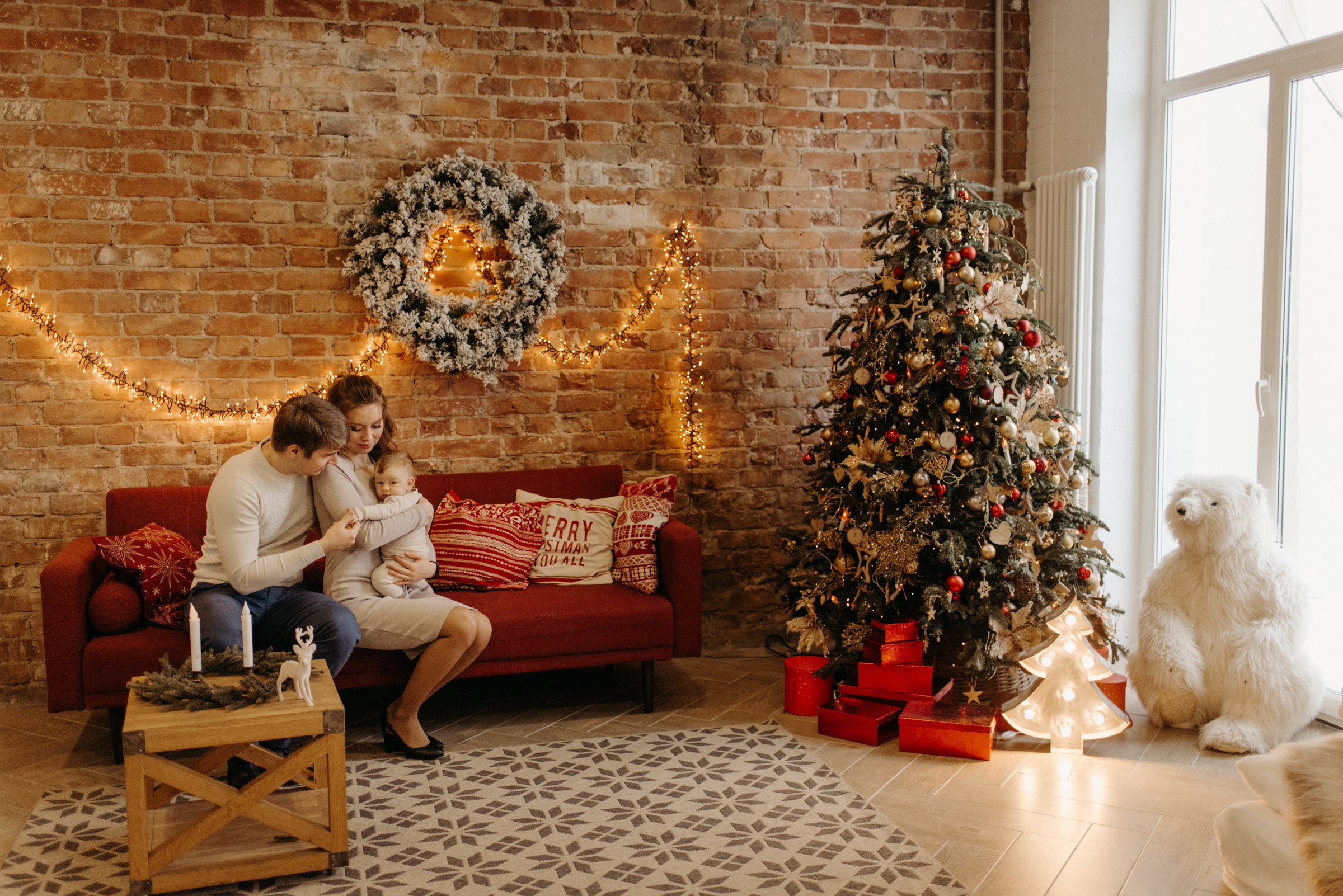 семейная новогодняя фотосессия в фотостудии