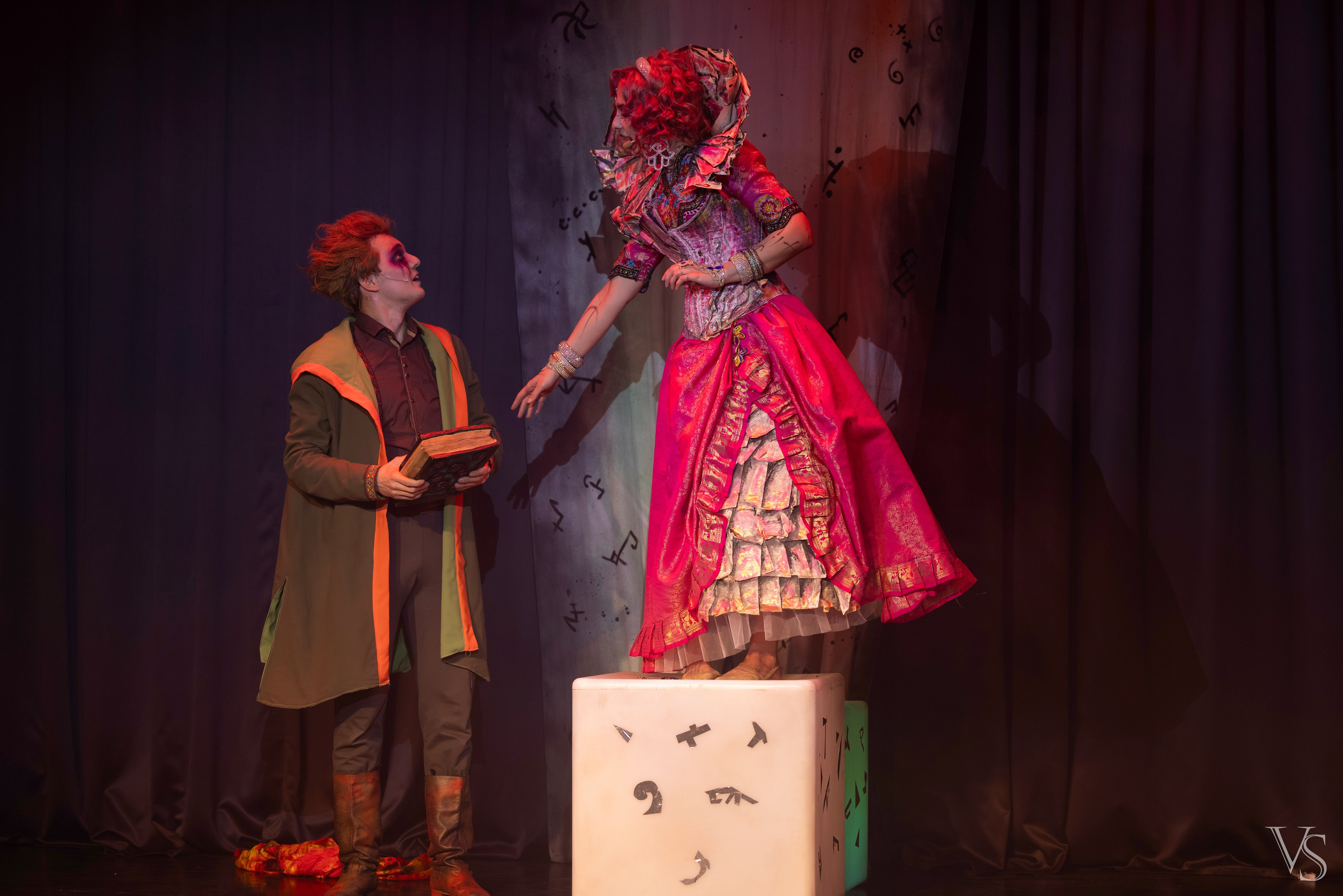 Книга стихий 25.01. Фотограф Виктор Степанов