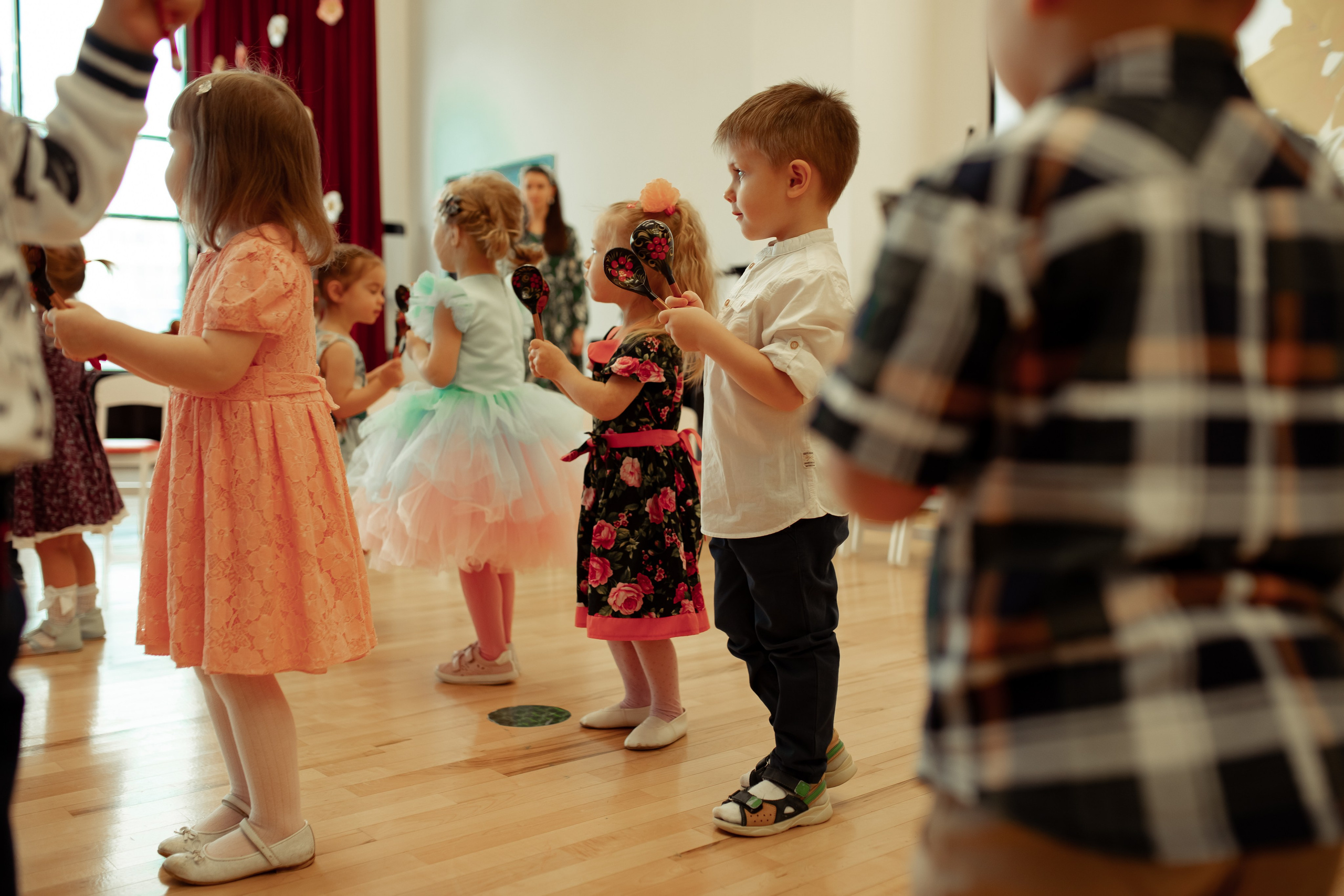 Праздник весны в детском саду. Семейный и детский фотограф в Москве Дорогова Екатерина
