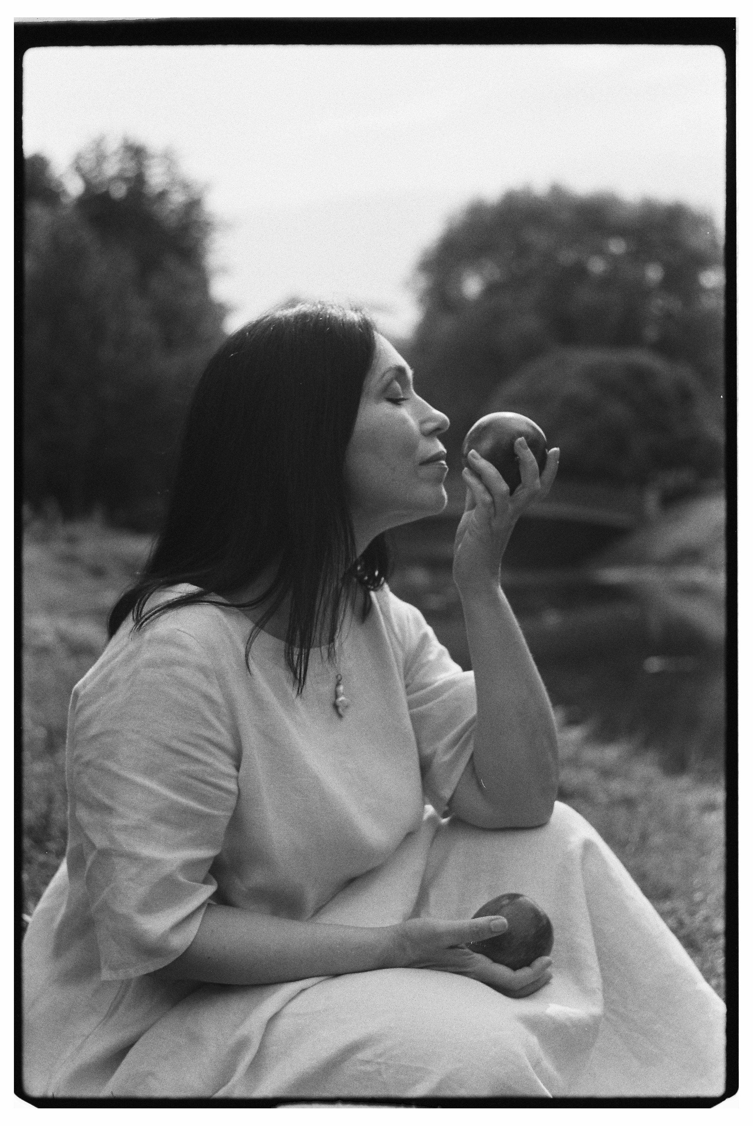 Портретная фотосессия на пленку в Оранжерее Таврического сада, СПб. Светлана Гопанюк. Портретный фотограф. Санкт-Петербург. СПб