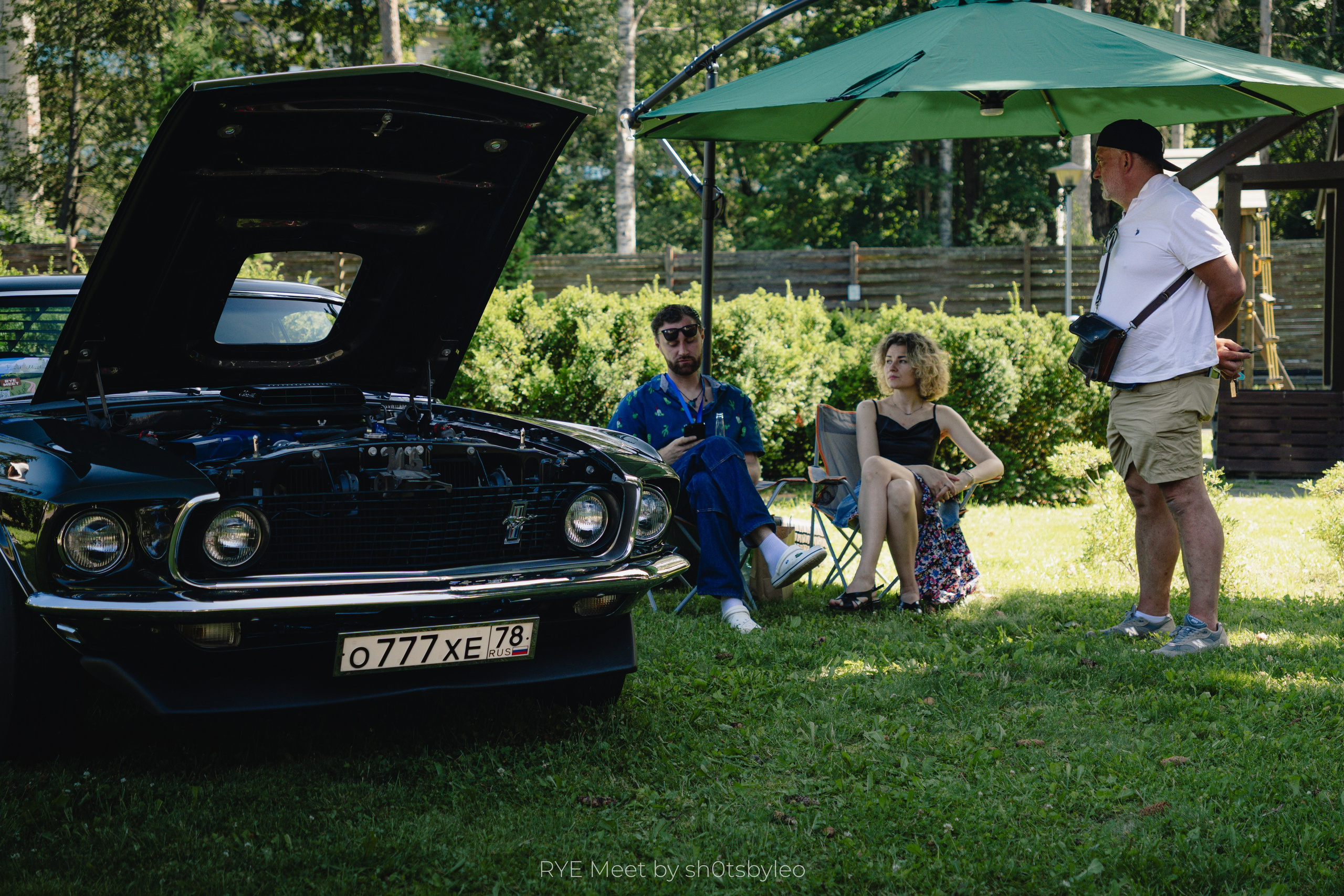 Масштабный летний фестиваль RYE Meet — встреча клуба любителей автомобилей старше 25-лет. Автомобильный фотограф Антон Цырулев