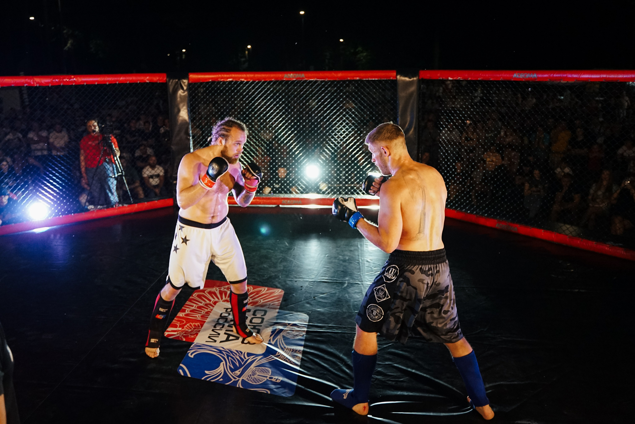 Вечер боев в ЦПКиО. Фотограф Надежда Погребняк | Рязань | Москва