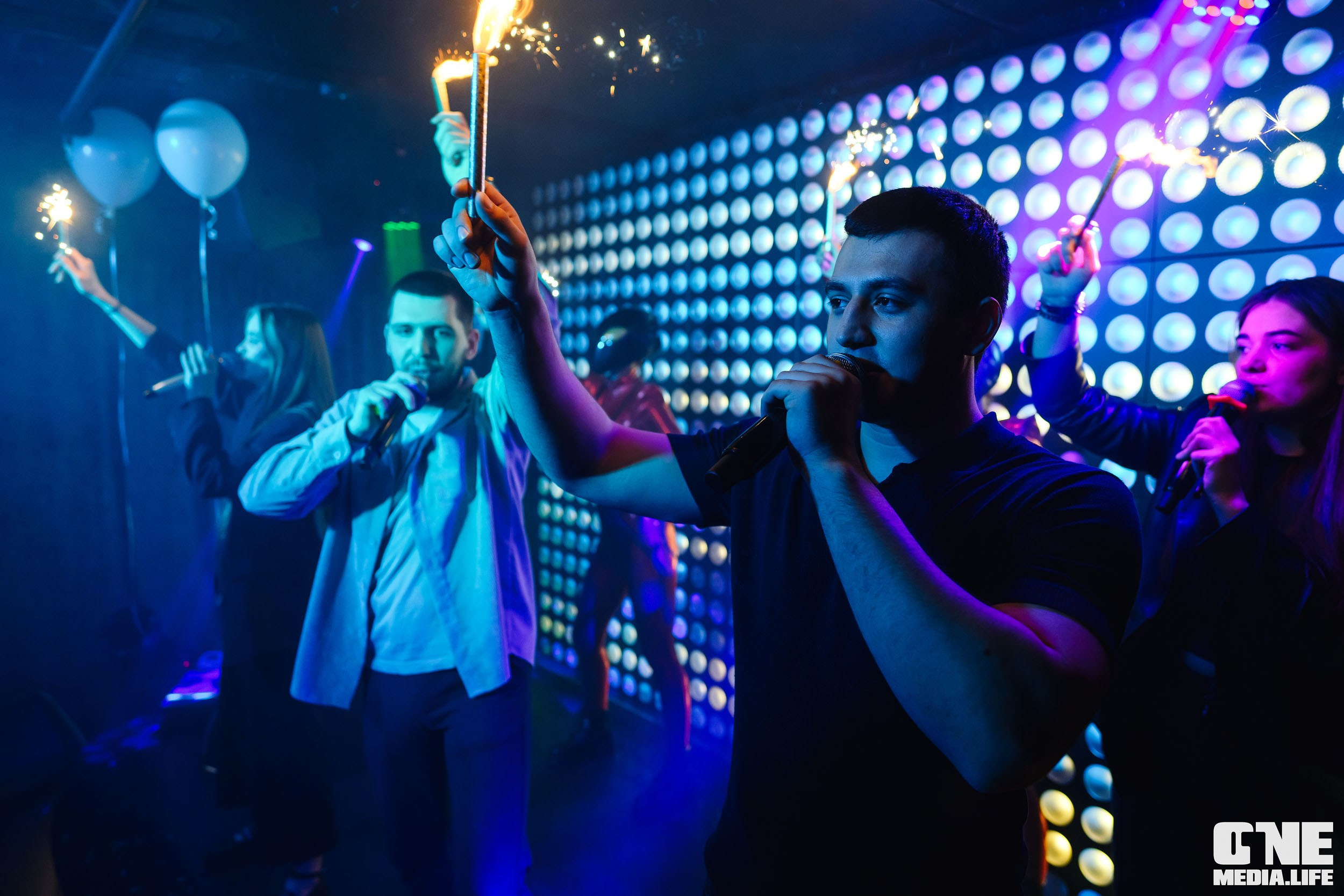 Фоторепортаж из караоке-клуба Эйфория. One Media Life: фоторепортажи, фотоотчеты с мероприятий и заведений
