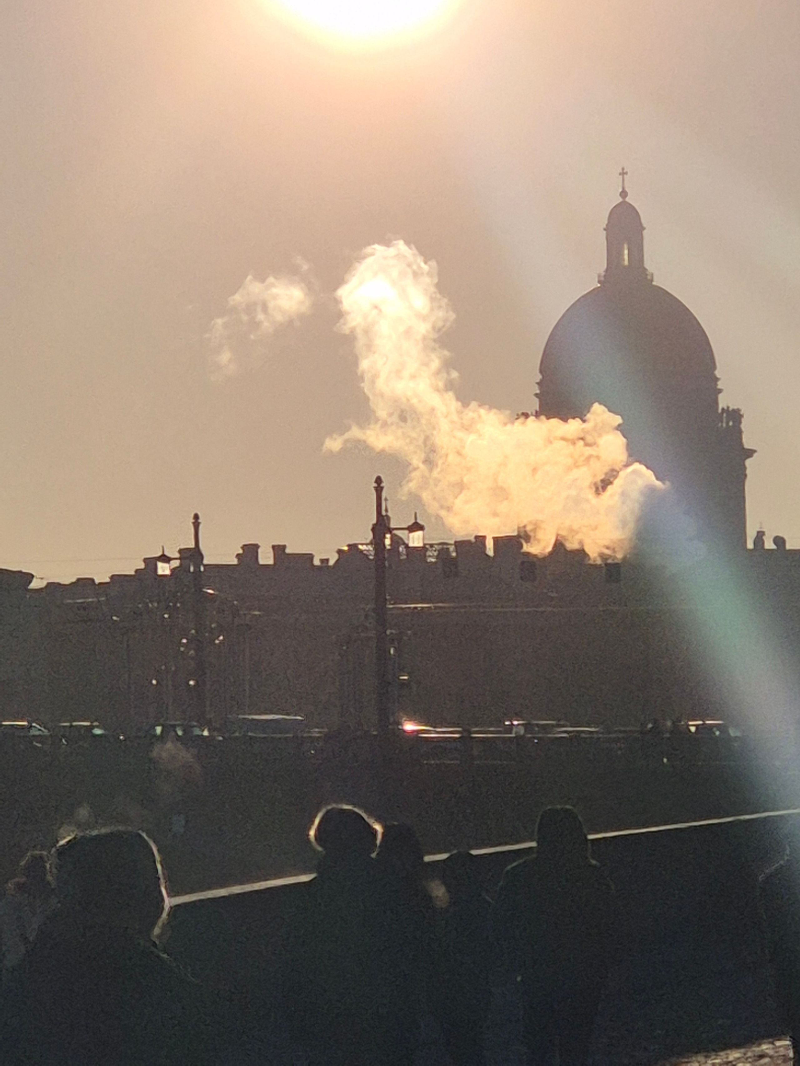 Первым делом - на стрелку В.О.