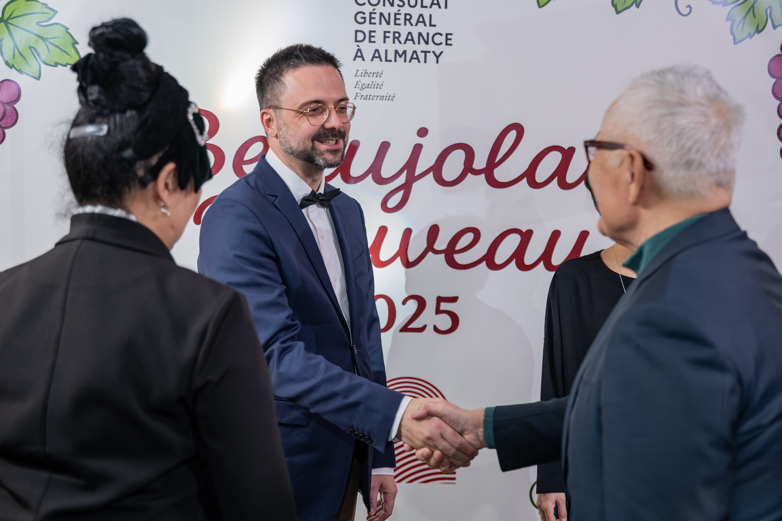 Beaujolais Nouveau 2025. Фотограф Астана, Алматы