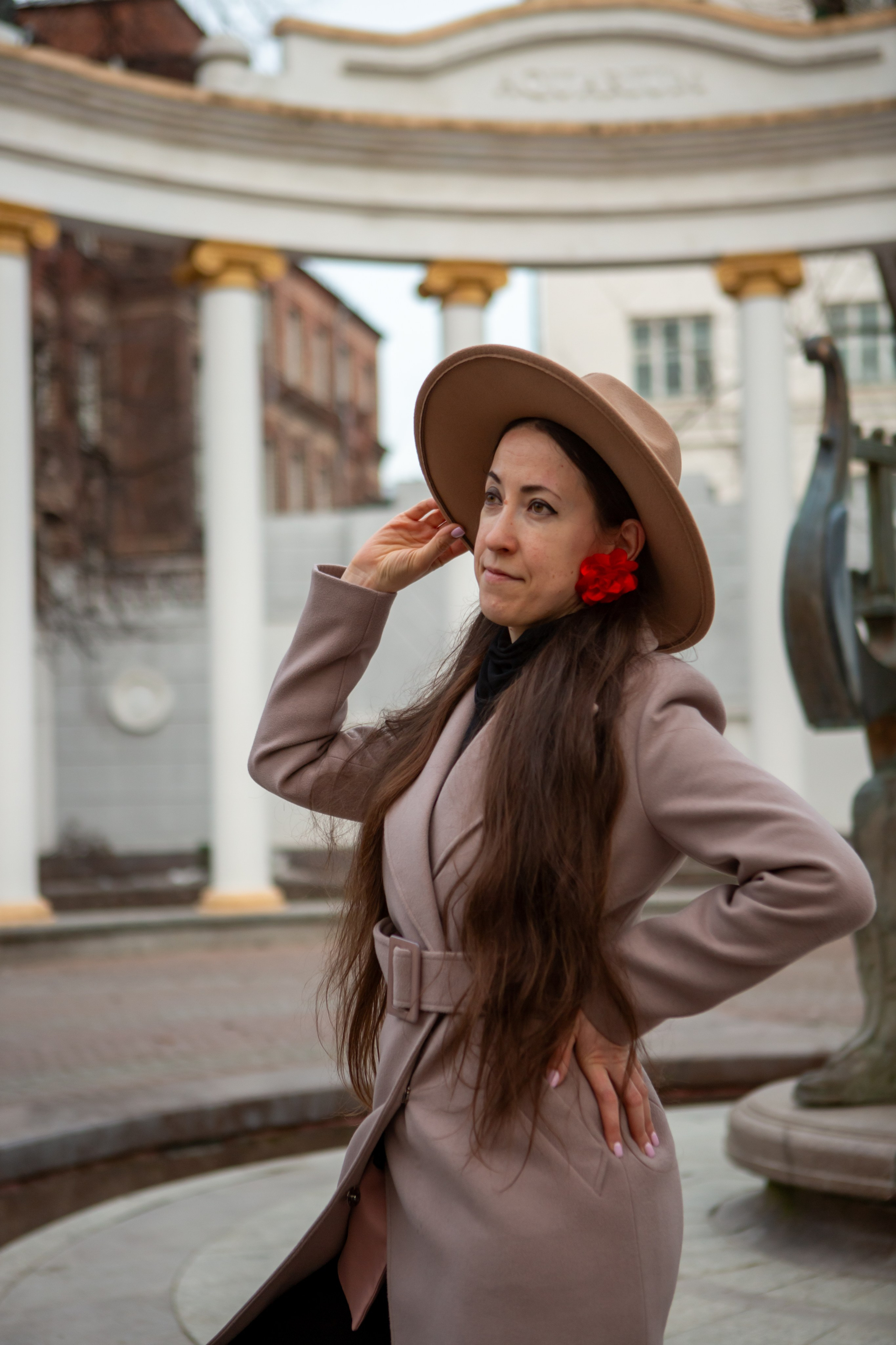 Светлана. Фотопрогулка на Патриарших прудах. Репортажный, семейный, свадебный, портретный фотограф