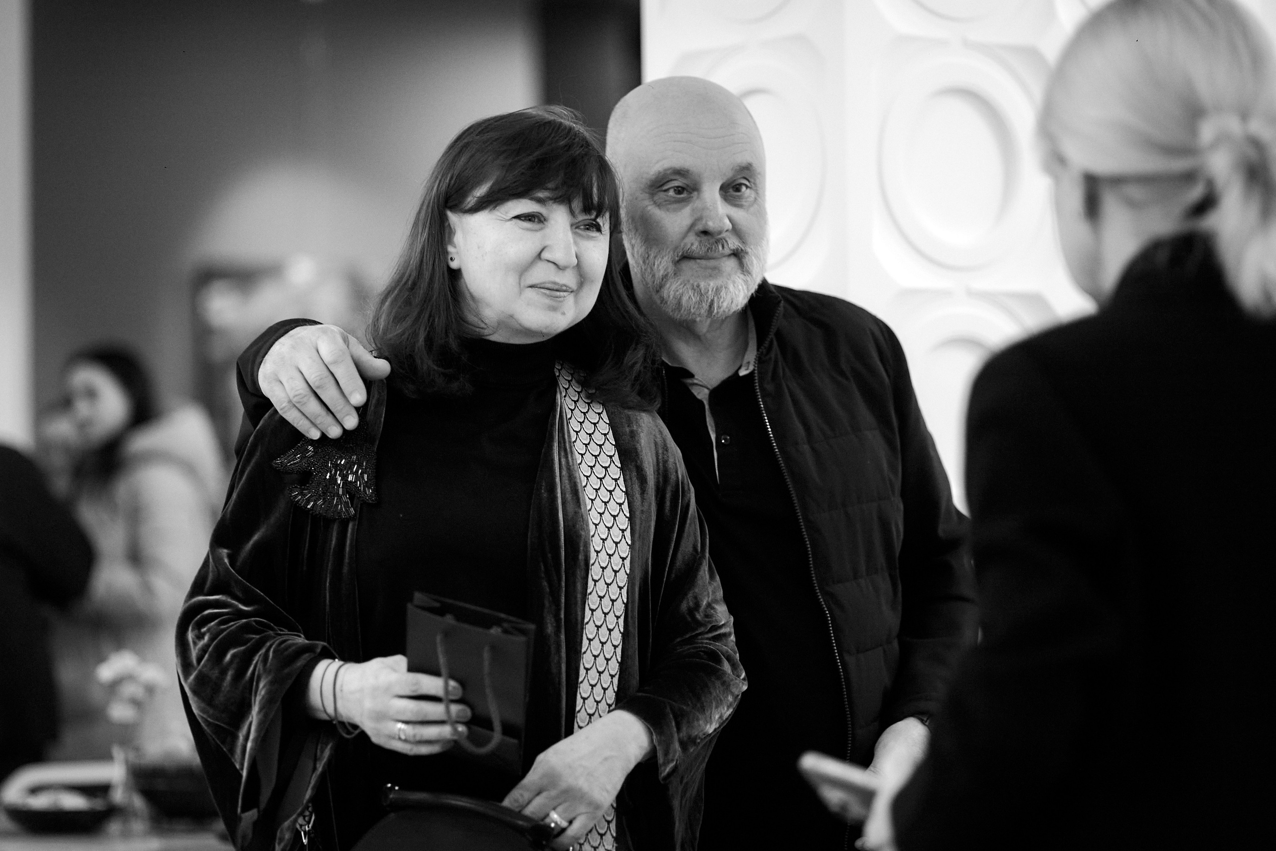 Открытие выставки краснодарской художницы Ларисы Блохиной. Фотограф Юлия Маринина