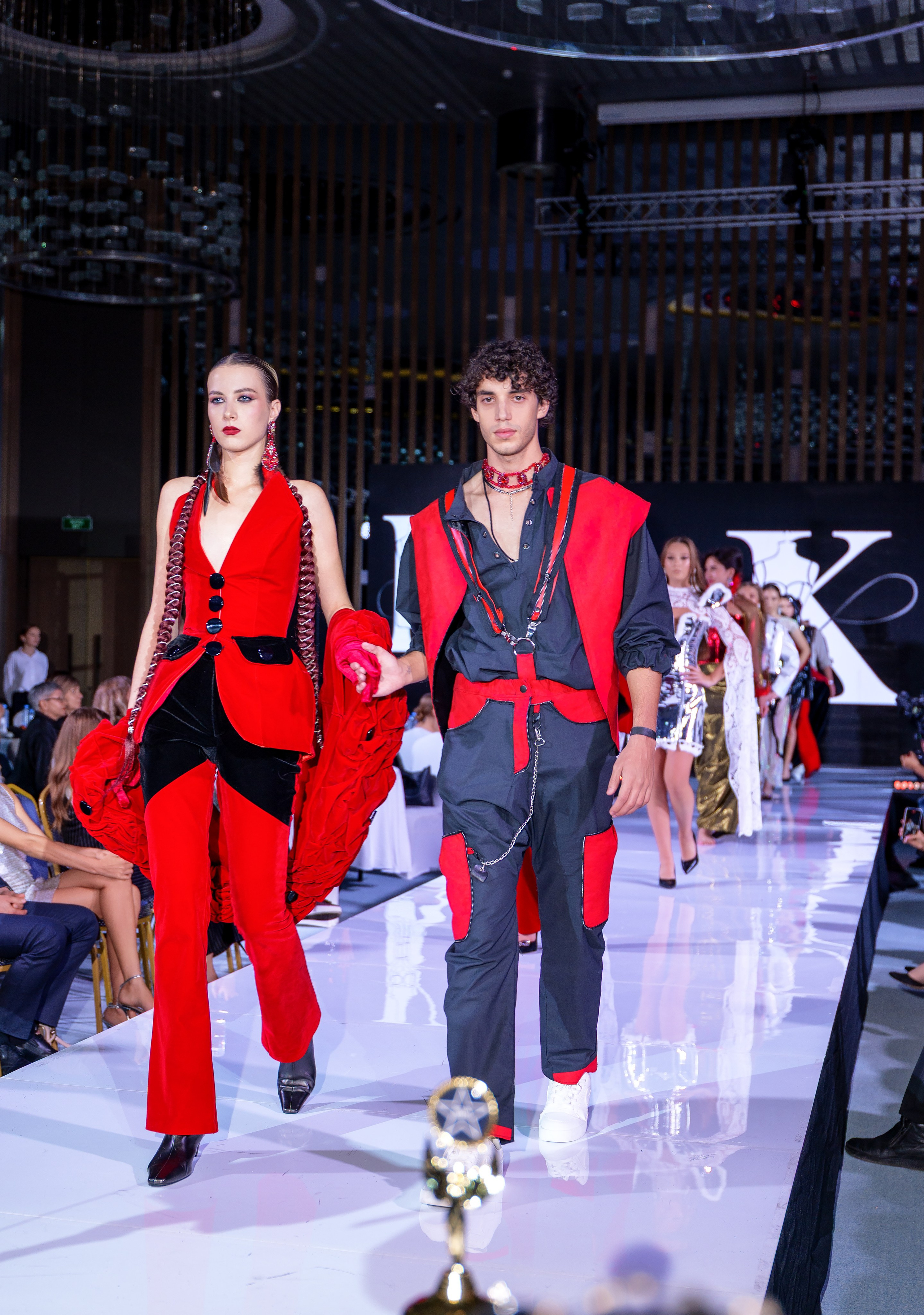 BITVA BRENDOV -модный показ. Сайт фотограф в Керчи Кислый Юрий