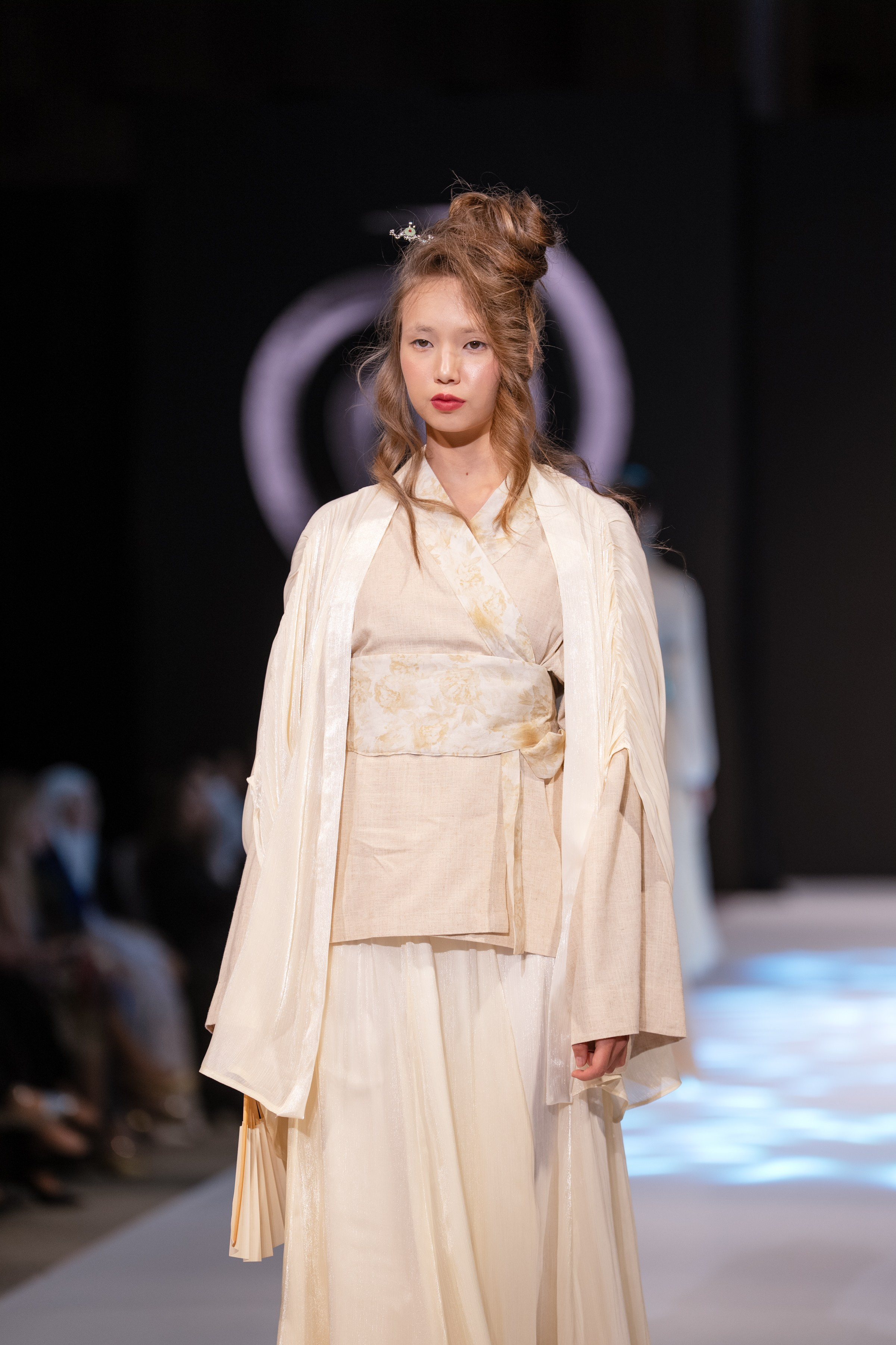 EURASIAN FASHION WEEK Eren. Сайт Алматинского НЮ АРТ, будуар и фэшн фотографа Дениса Карпенко