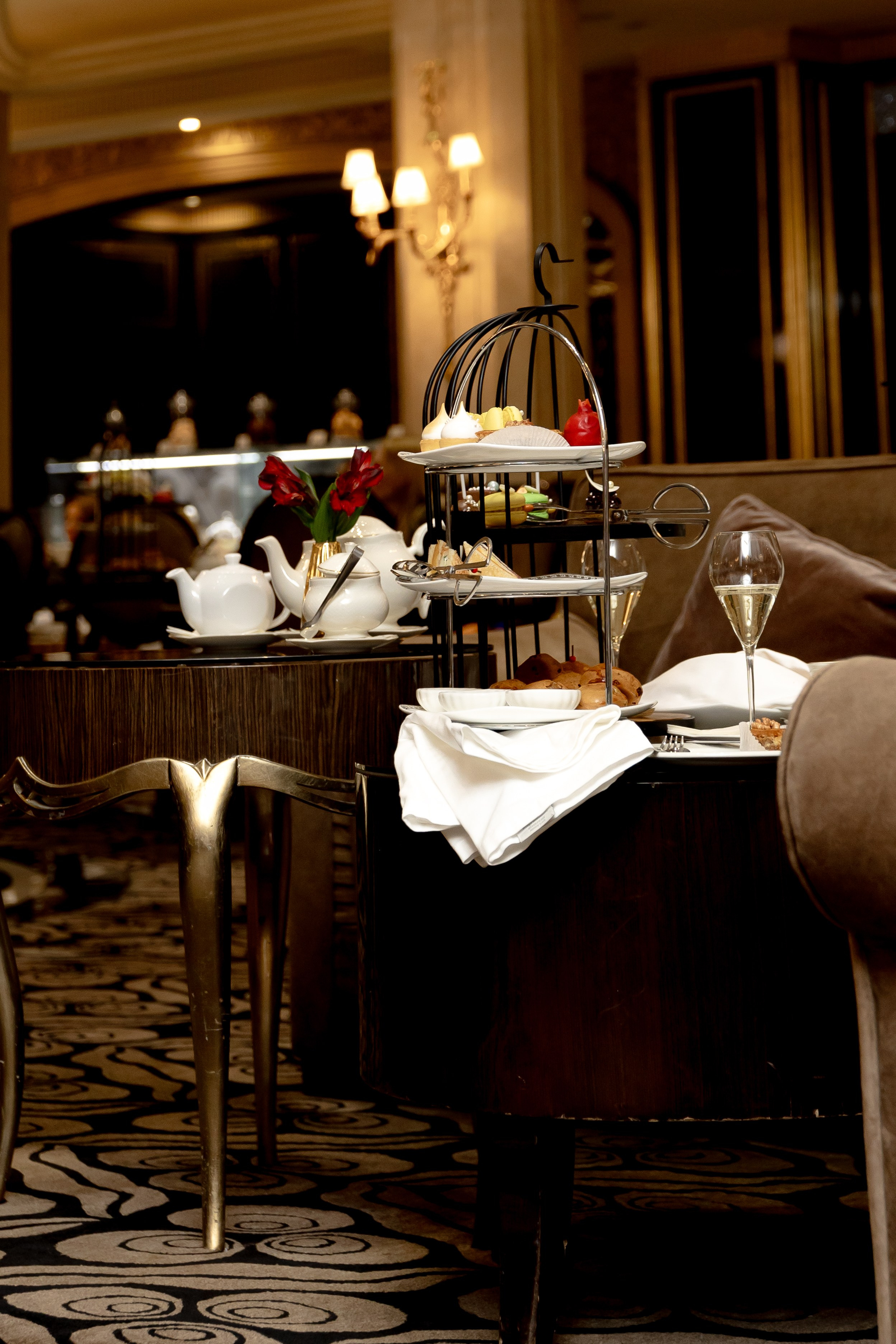 Чайная церемония в отеле «ST REGIS MOSCOW». Свадебный/Портретный фотограф снимаю в Москве