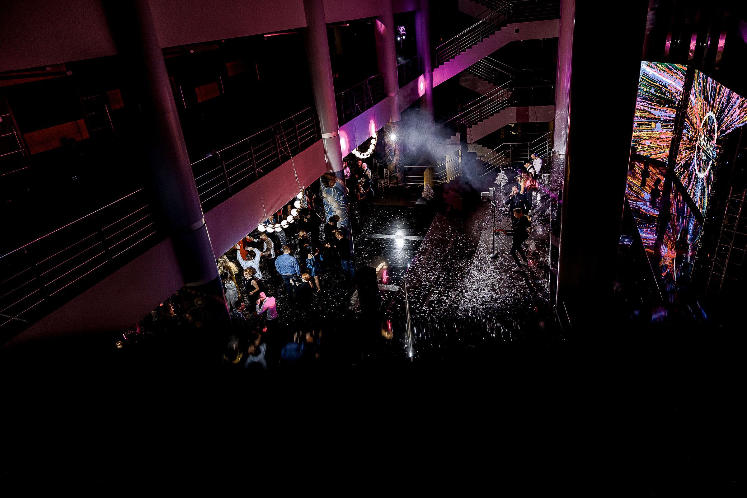 Фотограф на корпоратив Москва. Свадебный и репортажный фотограф в Пензе и Москве Алексей Шеин