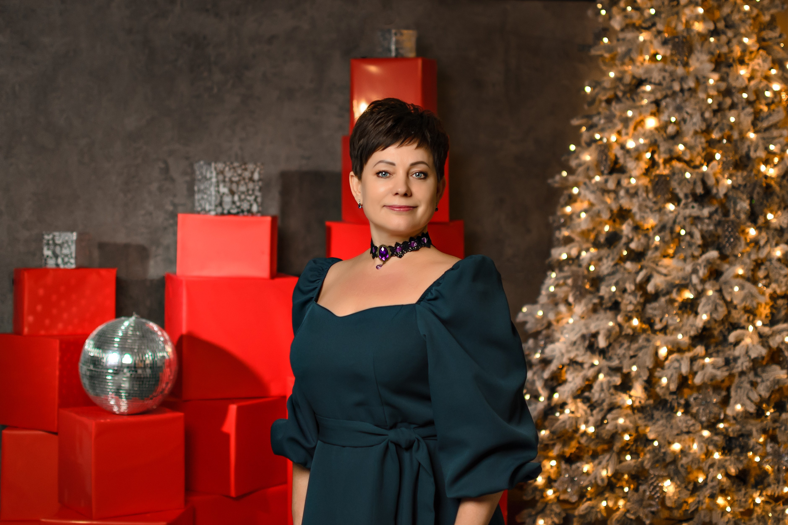 Тематические съемки в студии. Индивидуальные, семейные, студийные съемки в Серпухове и за пределами