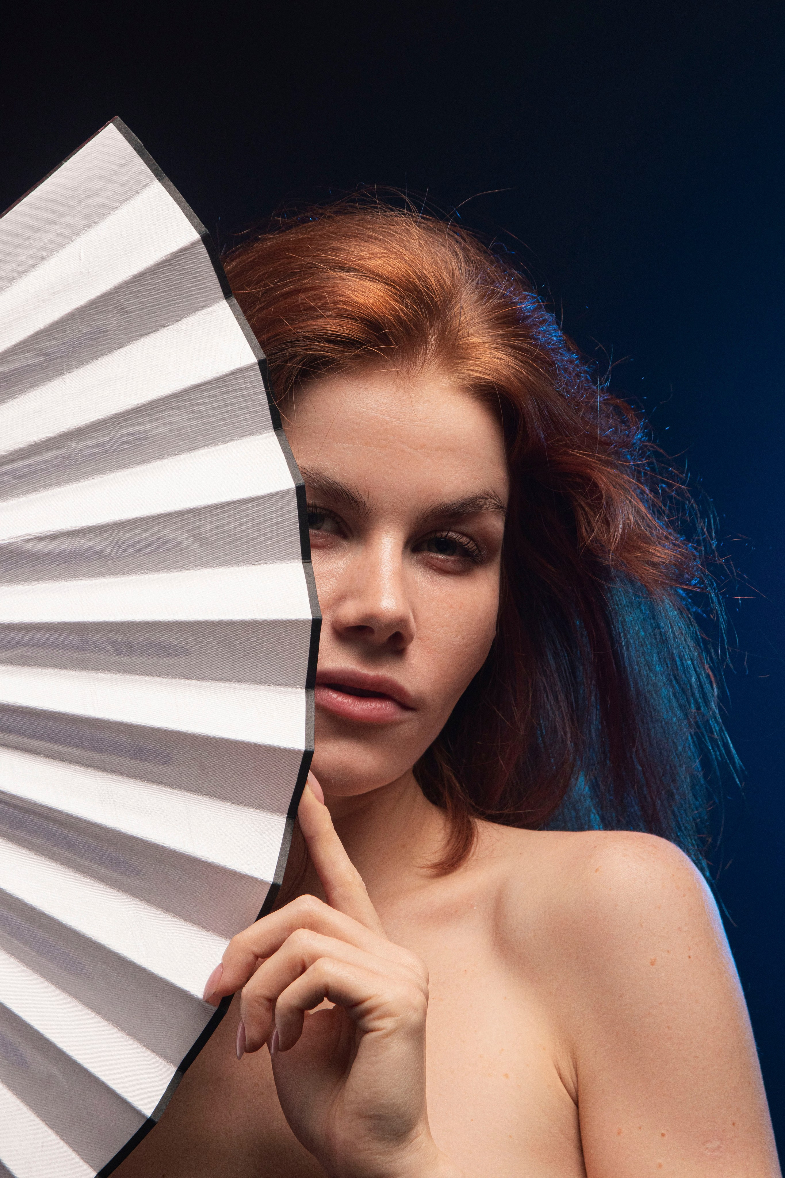 Лиза в темноте. Портретный фотограф в Санкт-Петербурге Савельева Ольга