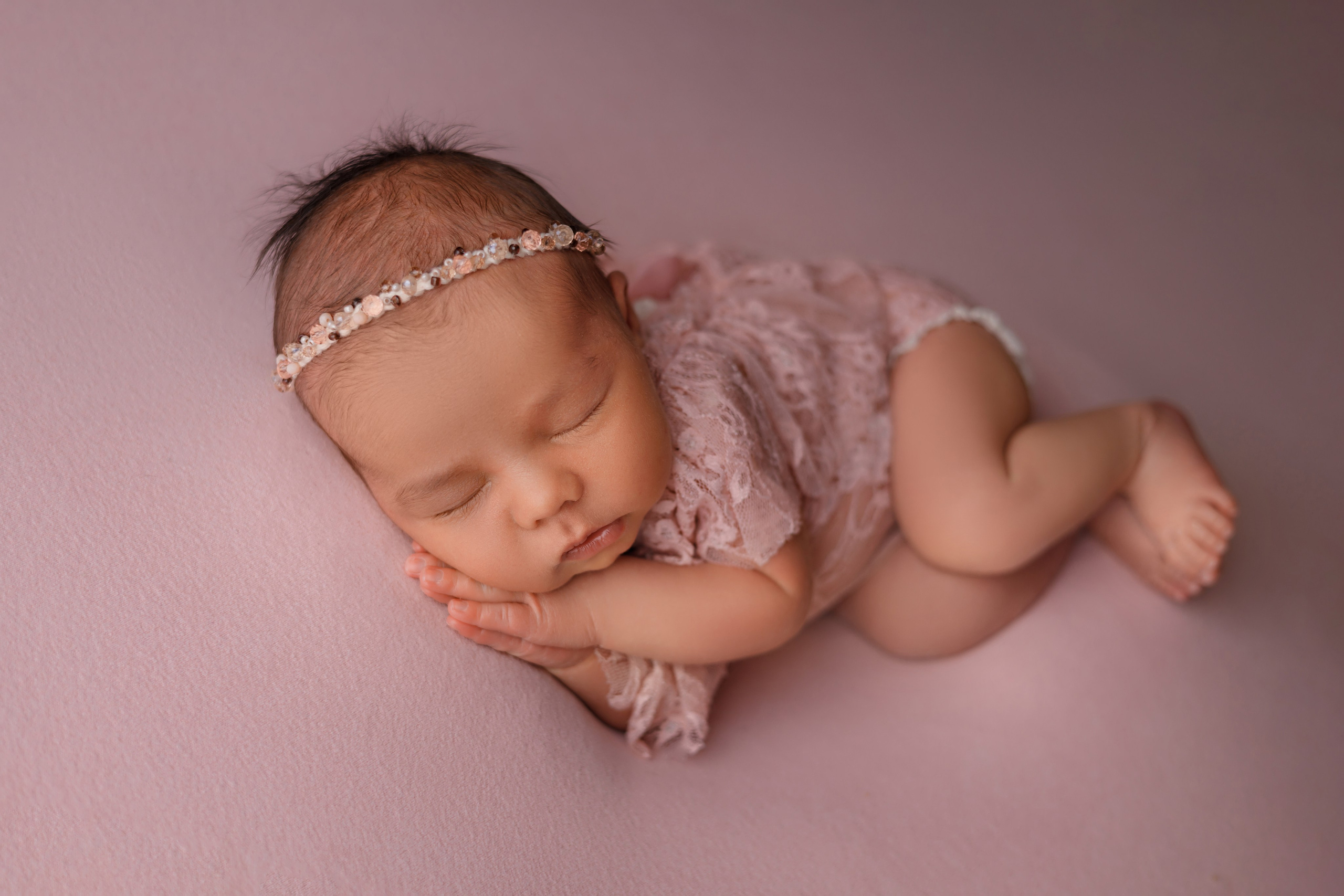Маргарита. Евгения Горбунова фотограф новорожденных в Новом Уренгое