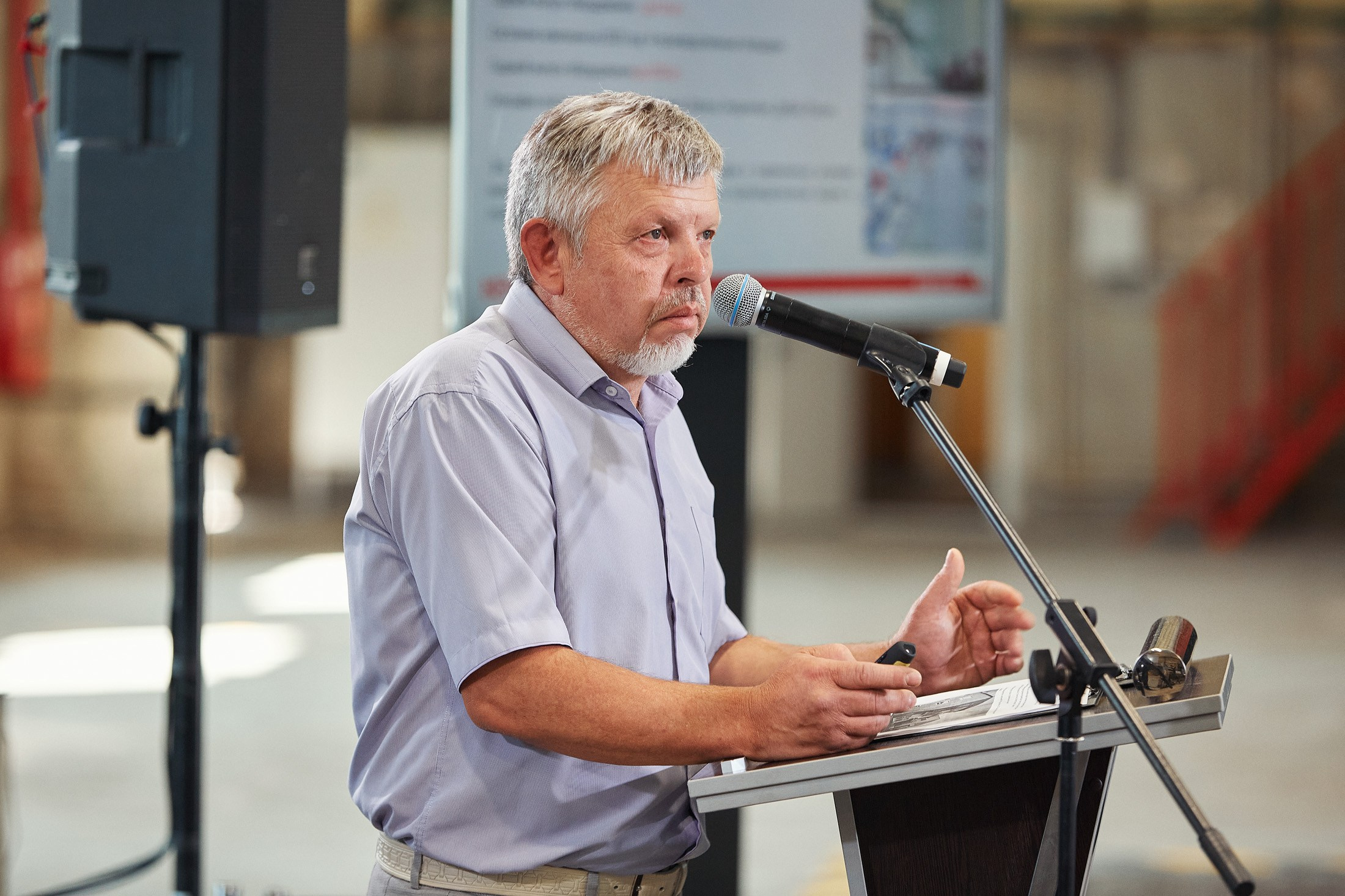 EMG / Международный форум / Презентация нового высокоточного станка. Антон Артюшин, портретный фотограф. Москва