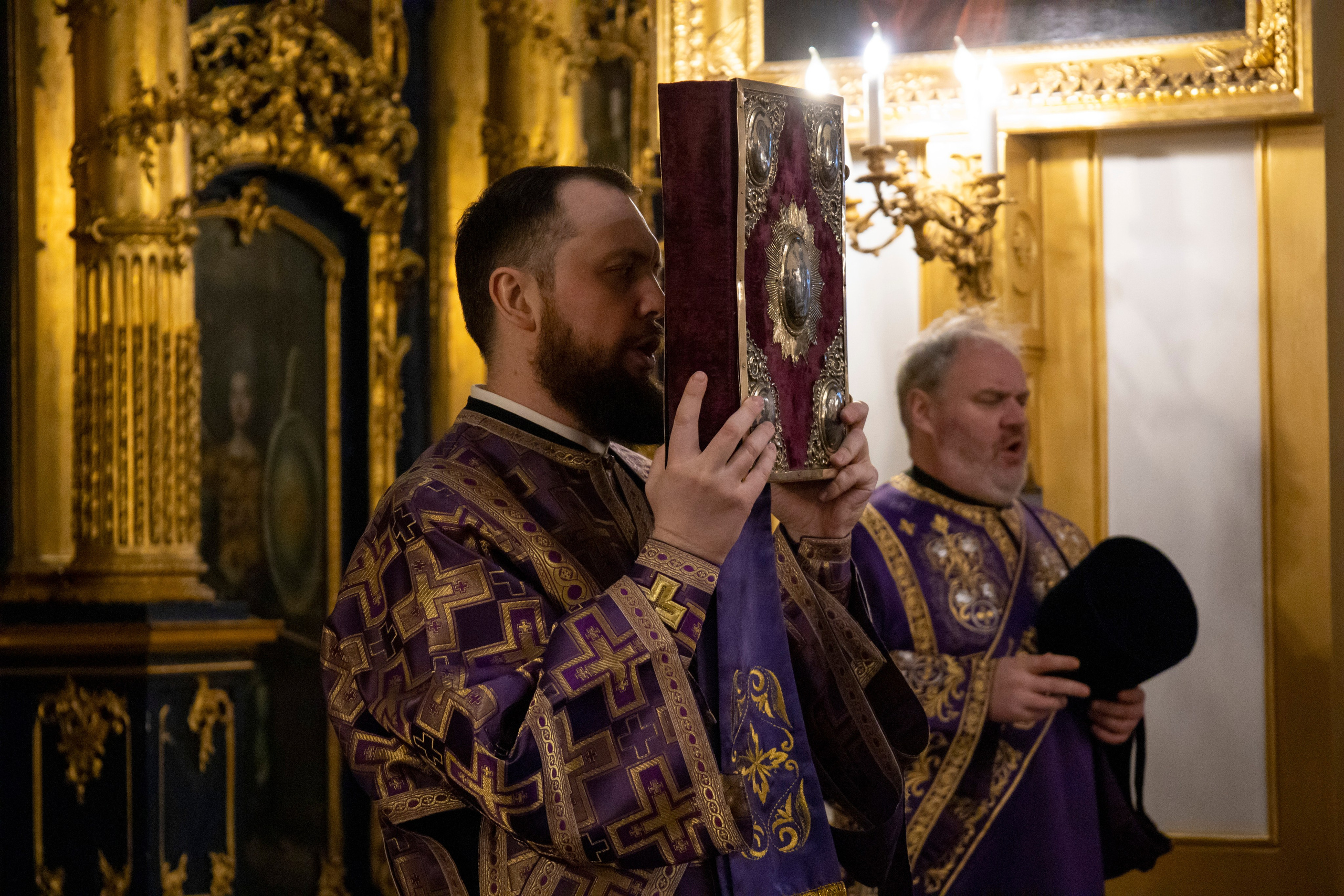 ВСЕНОЩНОЕ БДЕНИЕ С ЧИНОМ ИЗНЕСЕНИЯ ЧЕСТНОГО И ЖИВОТВОРЯЩЕГО КРЕСТА ГОСПОДНЯ. НИКОЛО-БОГОЯВЛЕНСКИЙ МОРСКОЙ СОБОР