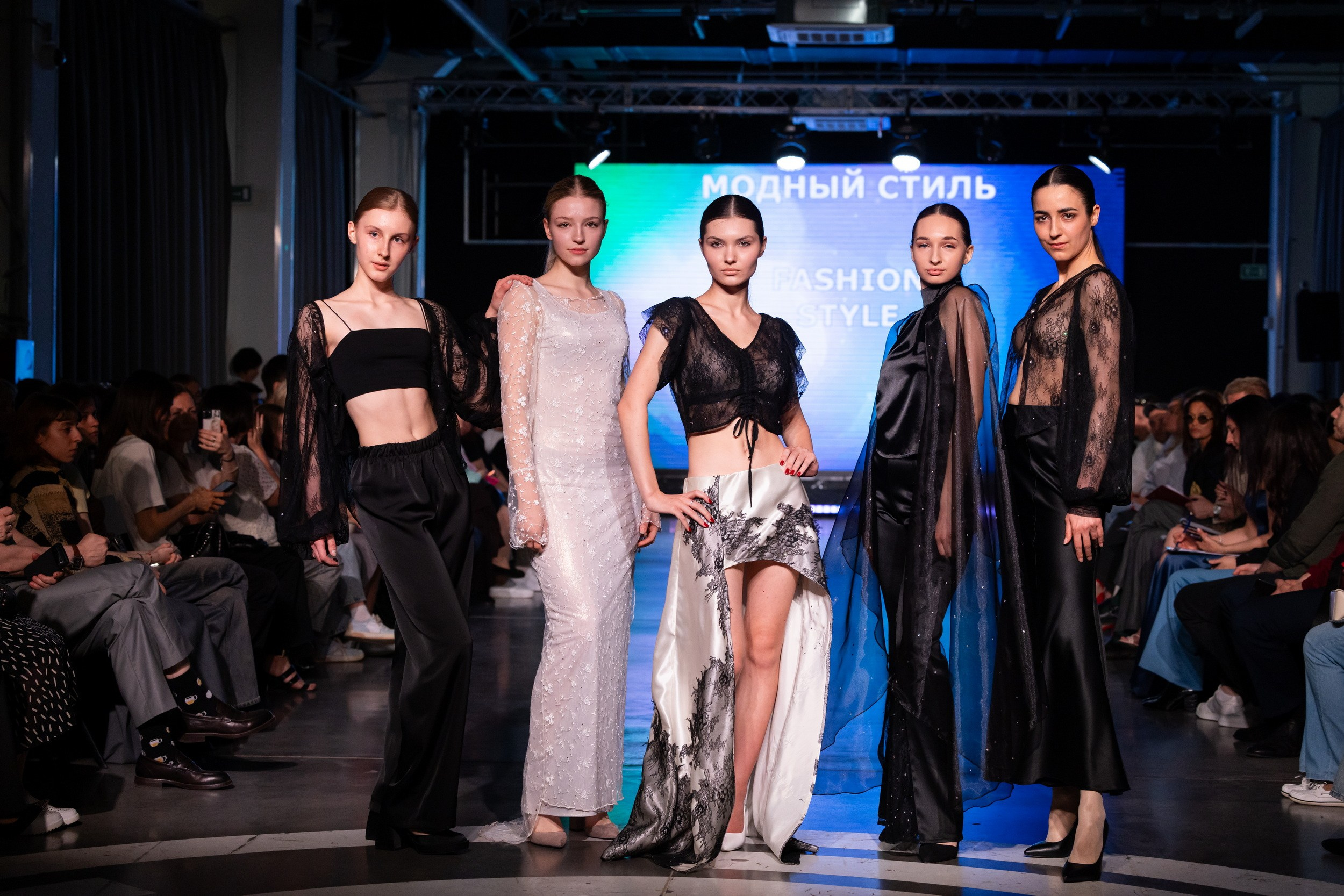 Фестиваль моды и красоты Fashion Style (16 мая 2026). Репортажный фотограф Алексей Пирязев