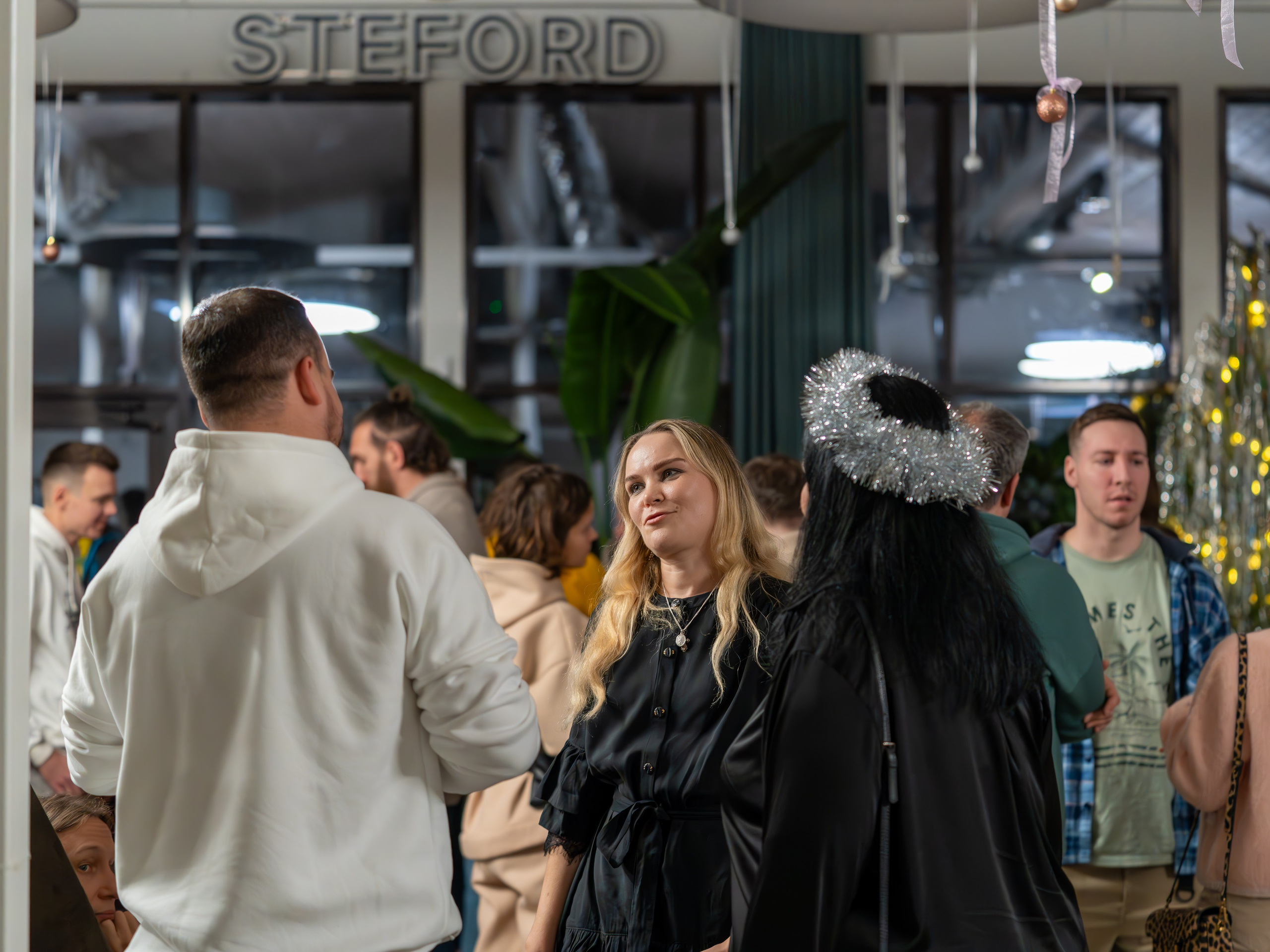 Предновогодняя встреча в пространстве Steford Hub. Репортажный фотограф в Красной Поляне и Сочи Павлюченко Екатерина