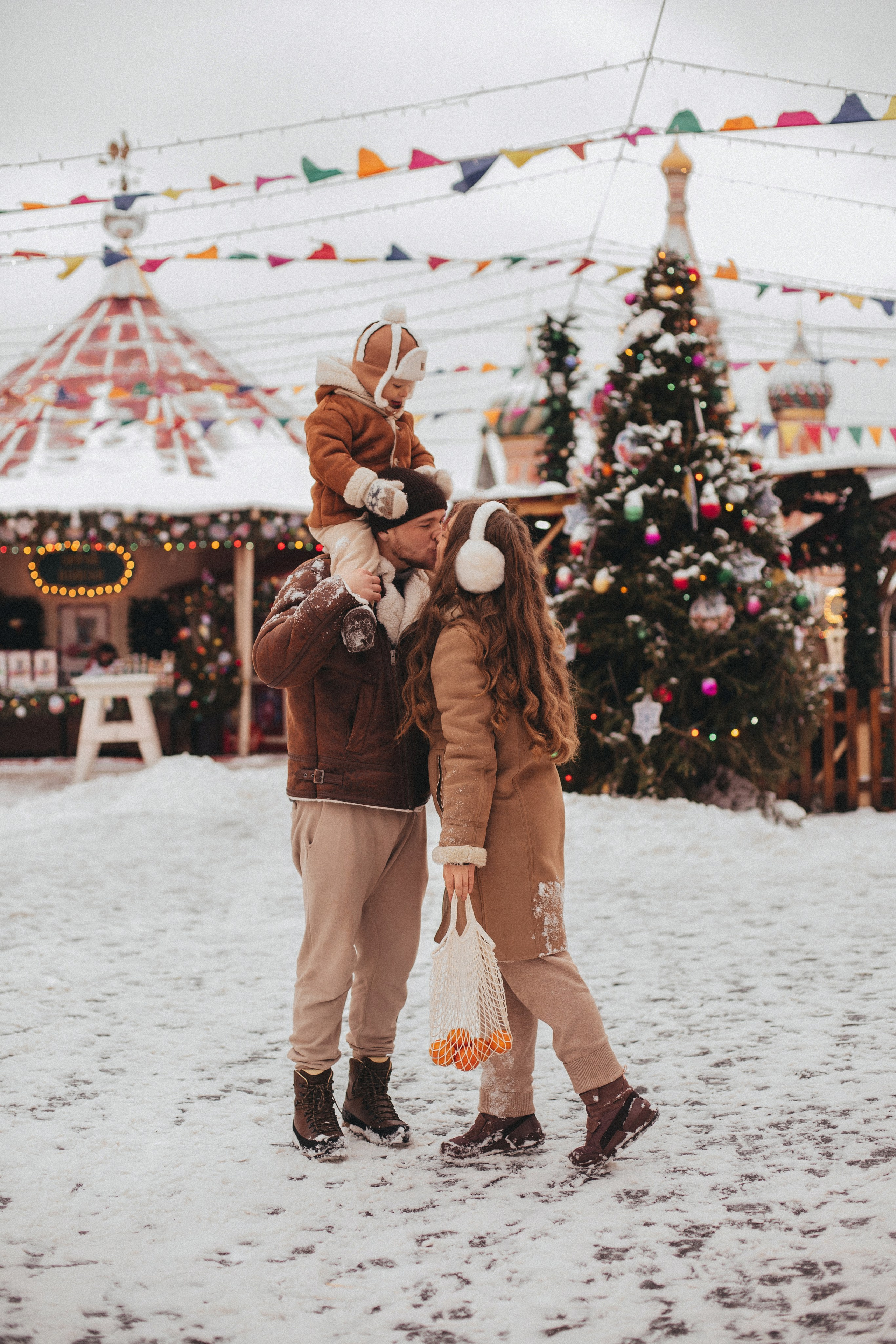 На новогодней ярмарке. Семейный фотограф в Москве