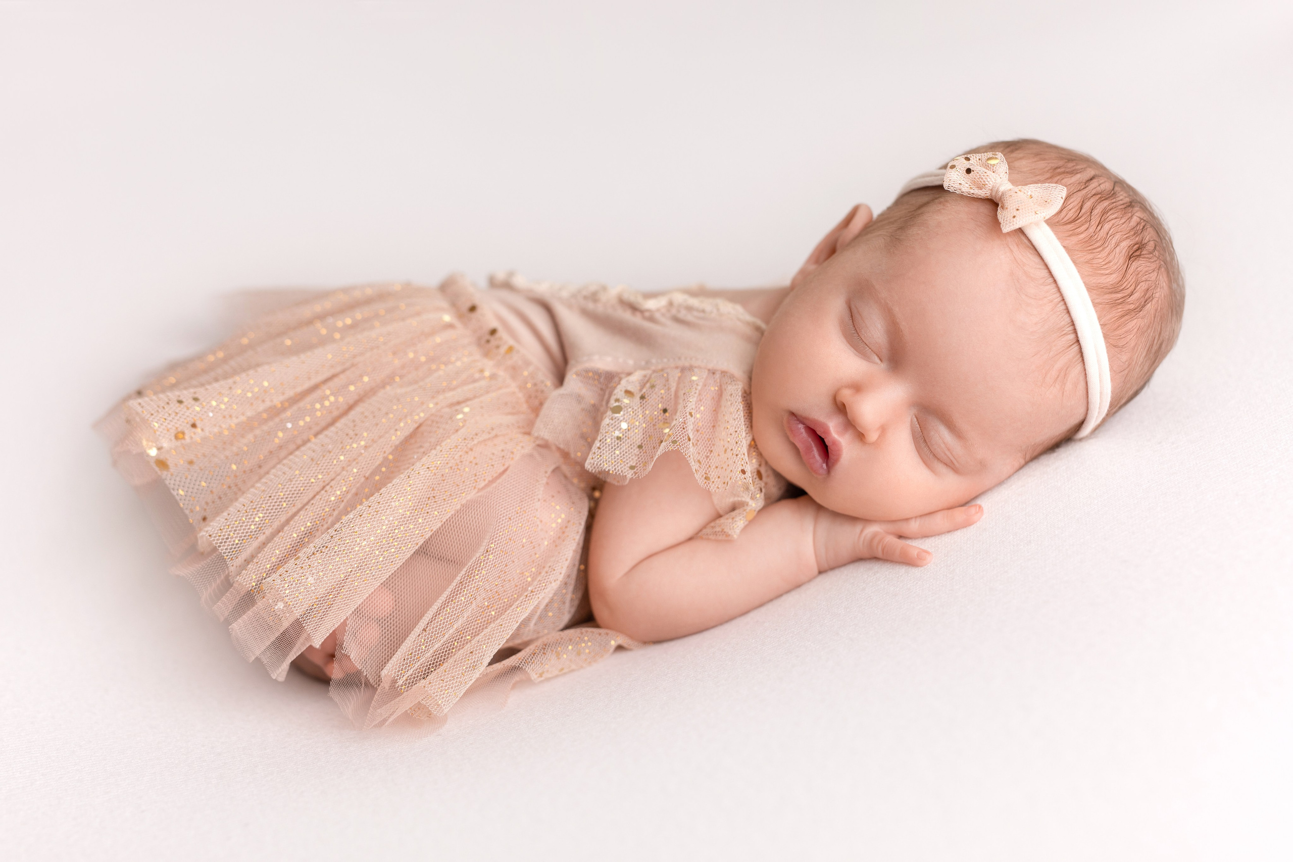 Фотограф новорожденных портфолио. Фотограф новорожденных в Москве. Фотосессия новорожденных в Москве