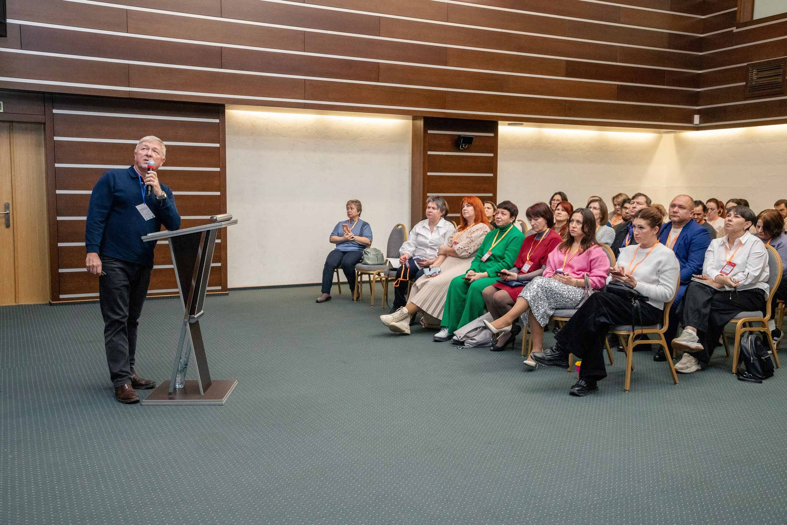 Семинар «Западно-Сибирский Центр массажных технологий». Фотограф в Тюмени Алексей Модин