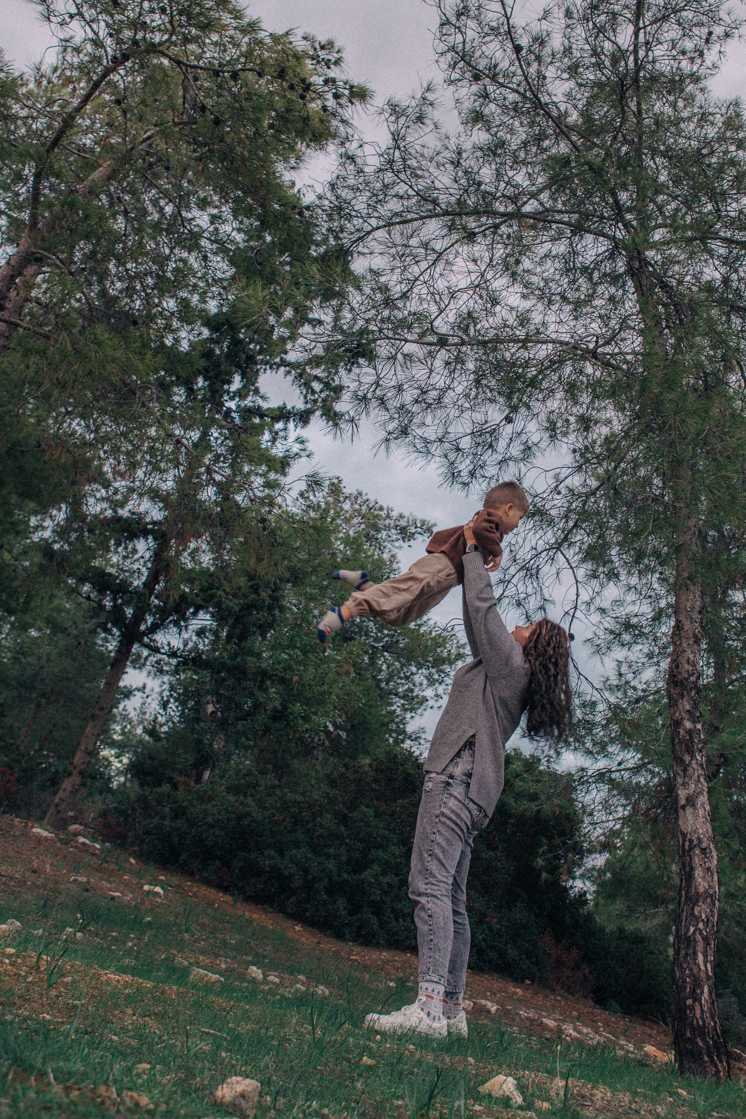 Nastya & Mr. Racoon. Portrait, family and pet photographer in Cyprus, Ksenia Bourdelle
