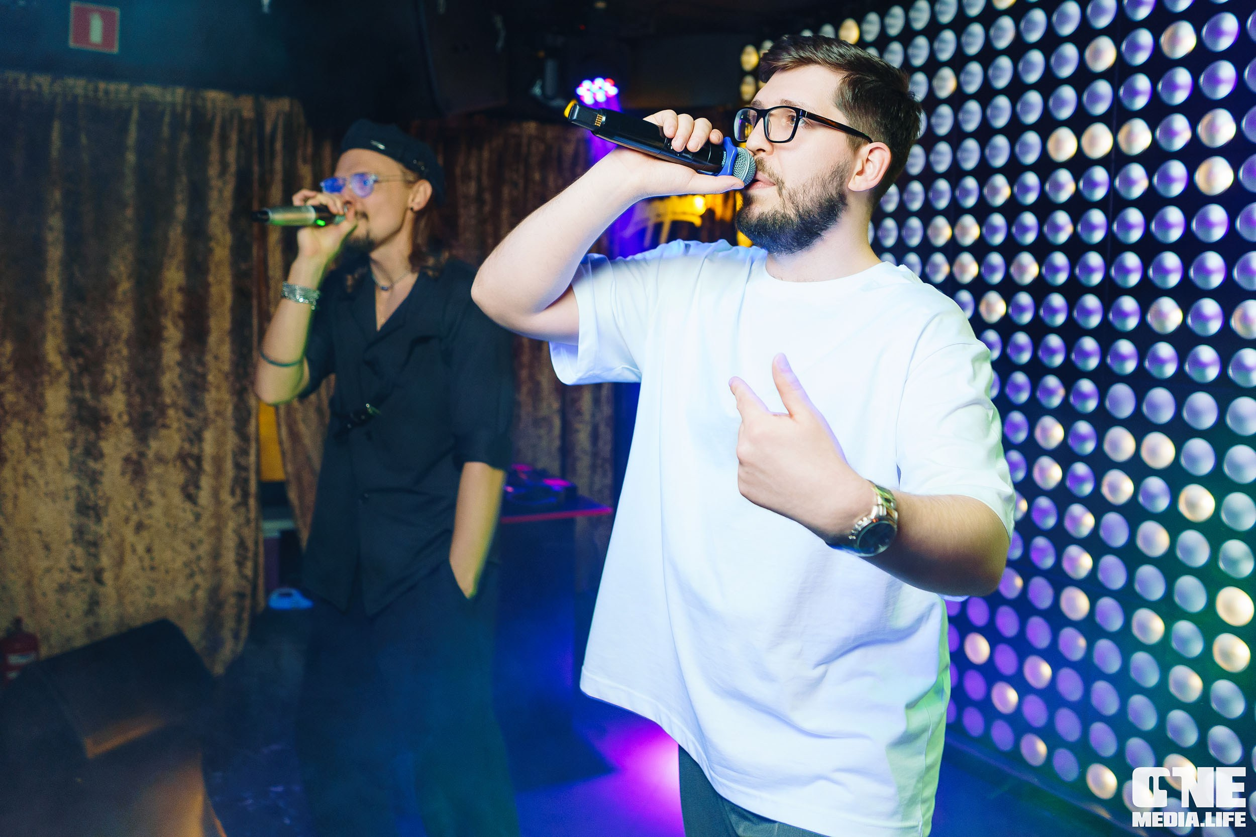 Фоторепортаж из караоке-клуба Эйфория. One Media Life: фоторепортажи, фотоотчеты с мероприятий и заведений