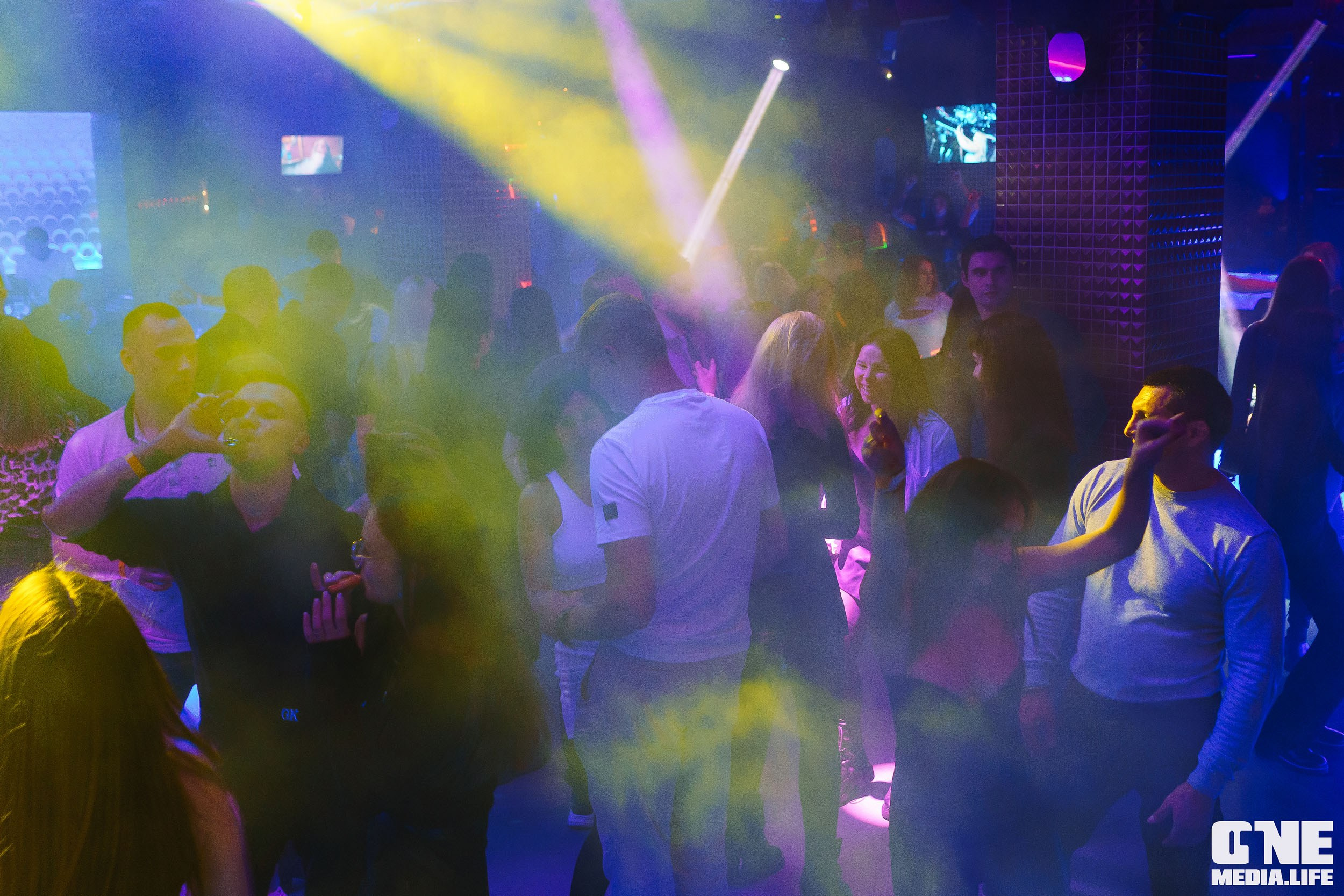 Фоторепортаж из РК Планета. One Media Life: фоторепортажи, фотоотчеты с мероприятий и заведений