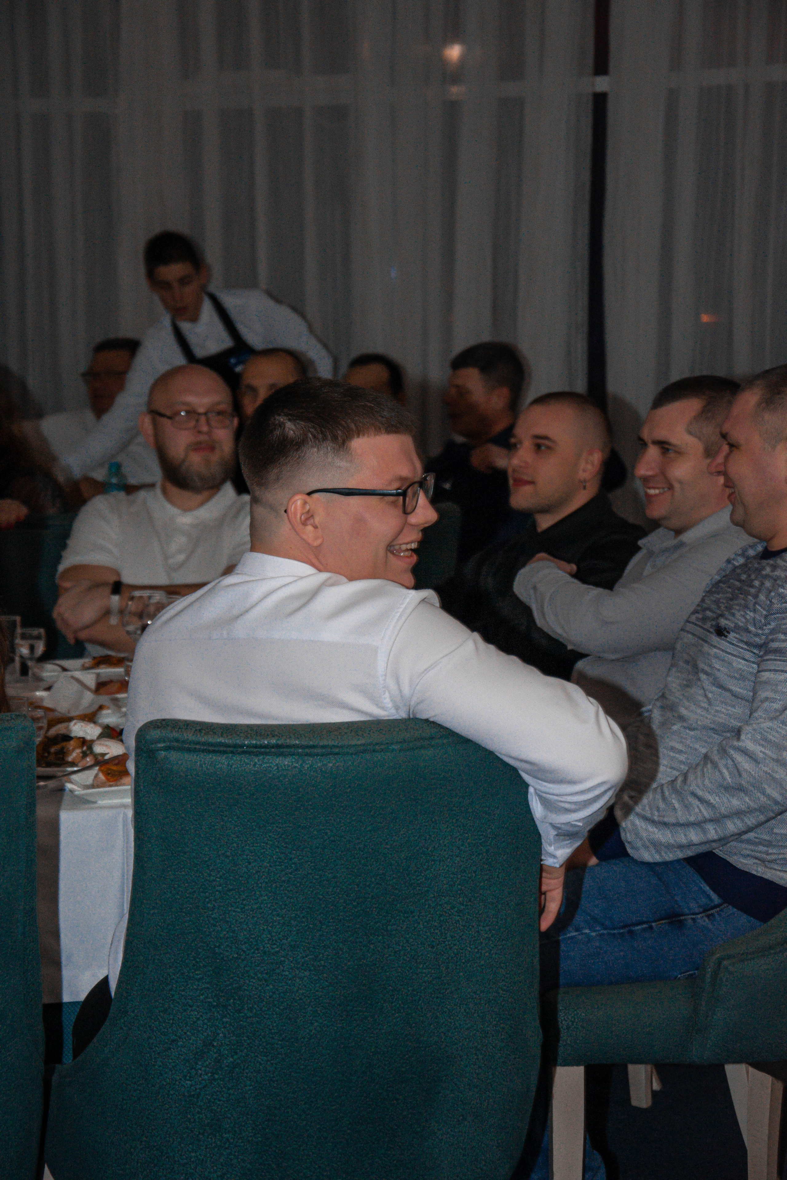 Корпоратив. Женский фотограф в Людиново и Киров