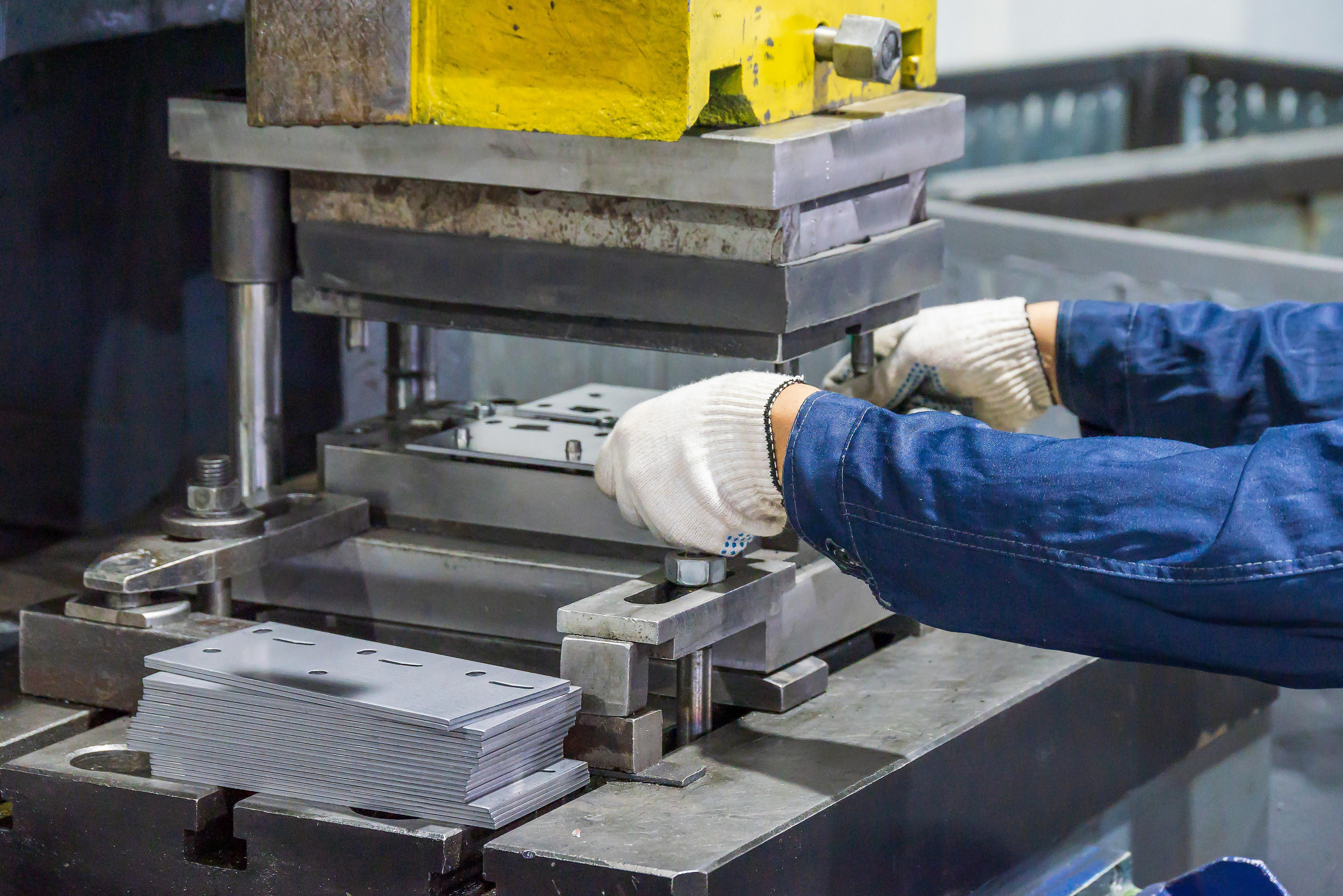 Производство металлоконструкций. Фотограф Анастасия Дерий. Каталожная фотосъёмка в Москве