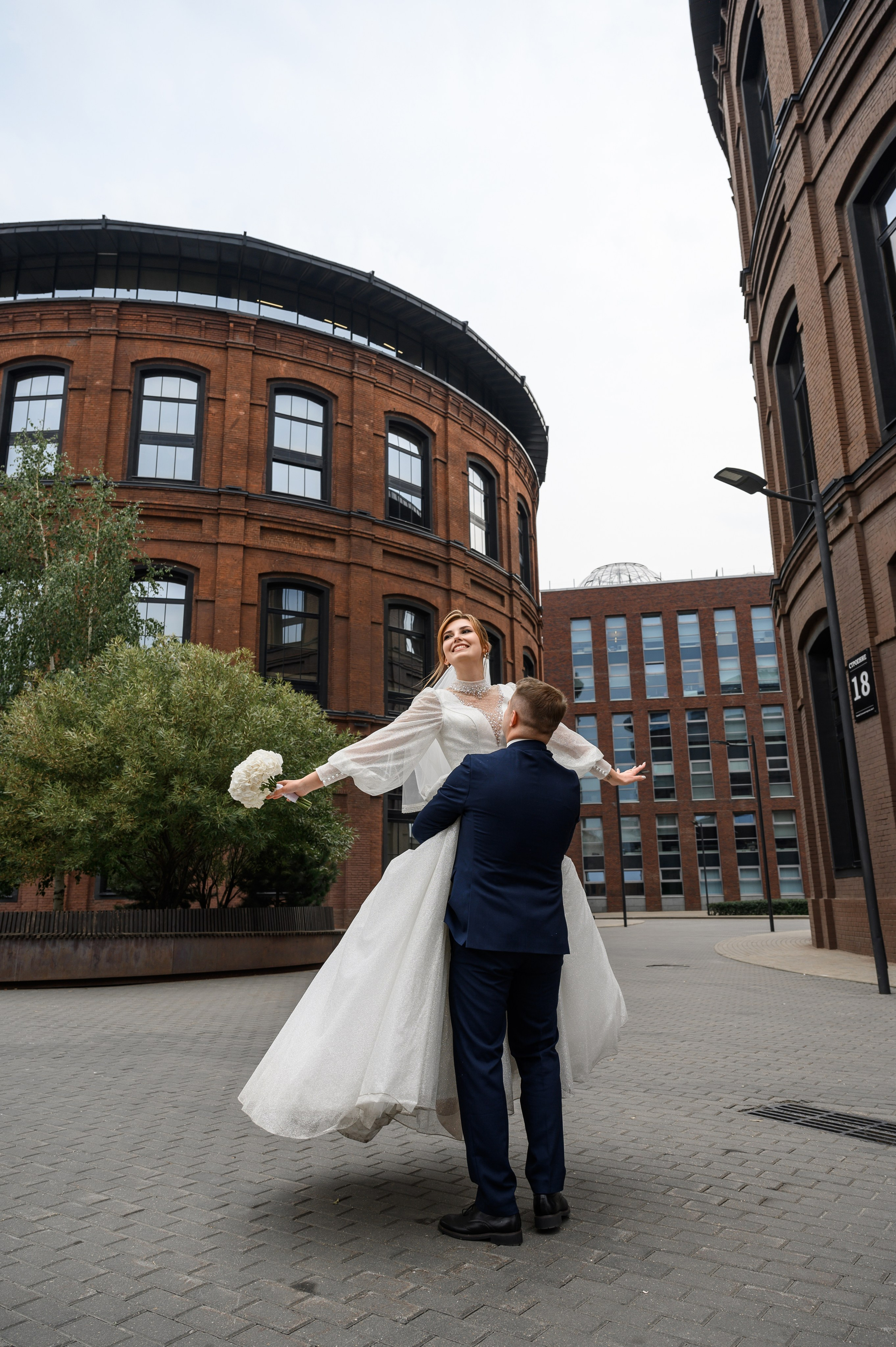 Свадебный фотограф Москва Юрий Кульман ВДНХ. Свадебный фотограф Москва Юрий Кульман