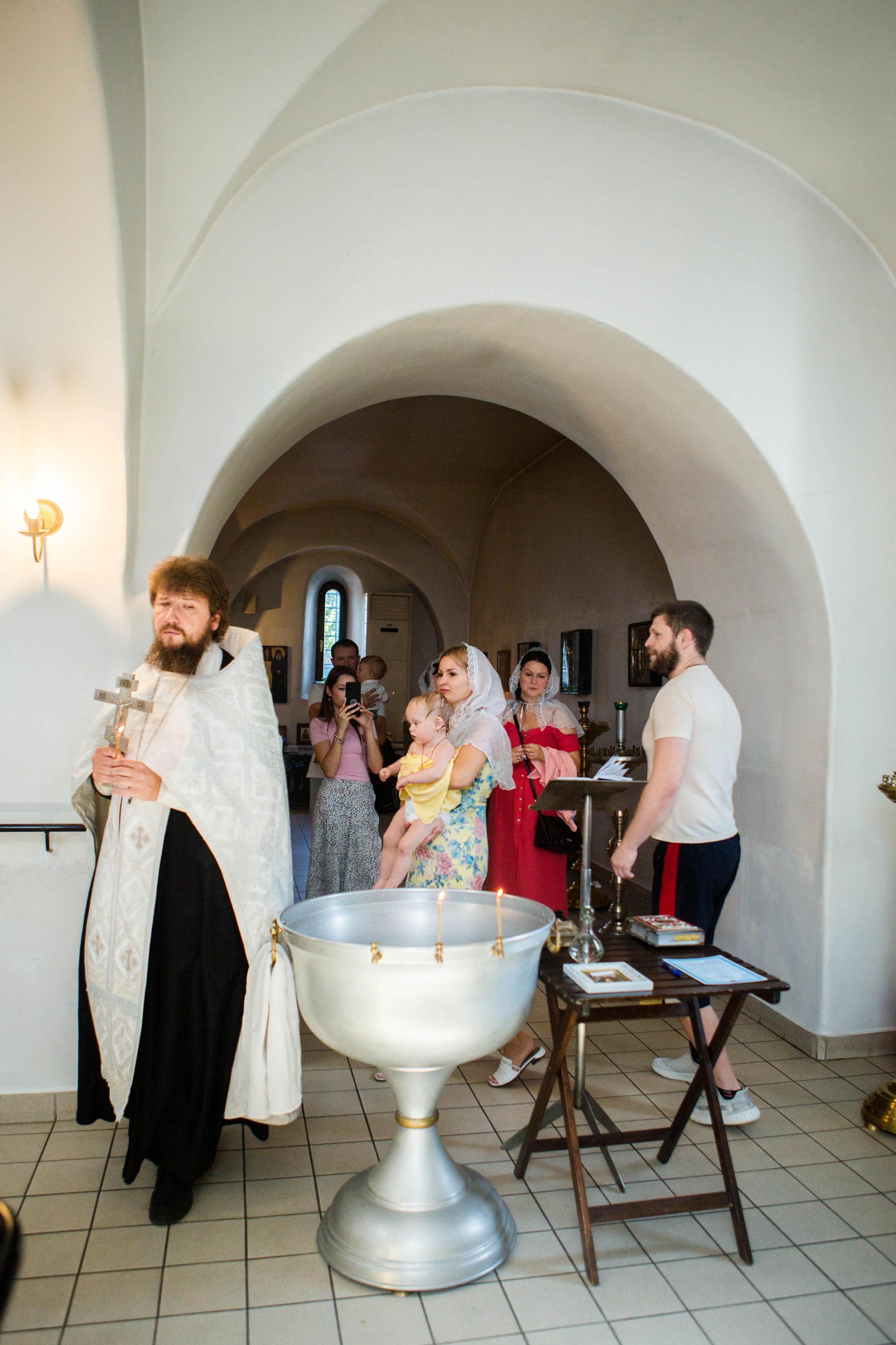 Крещение Феоны. Храм Воскресения Христова (Памирская). Свадебный семейный и детский фотограф в Краснодаре Карина Федоровская