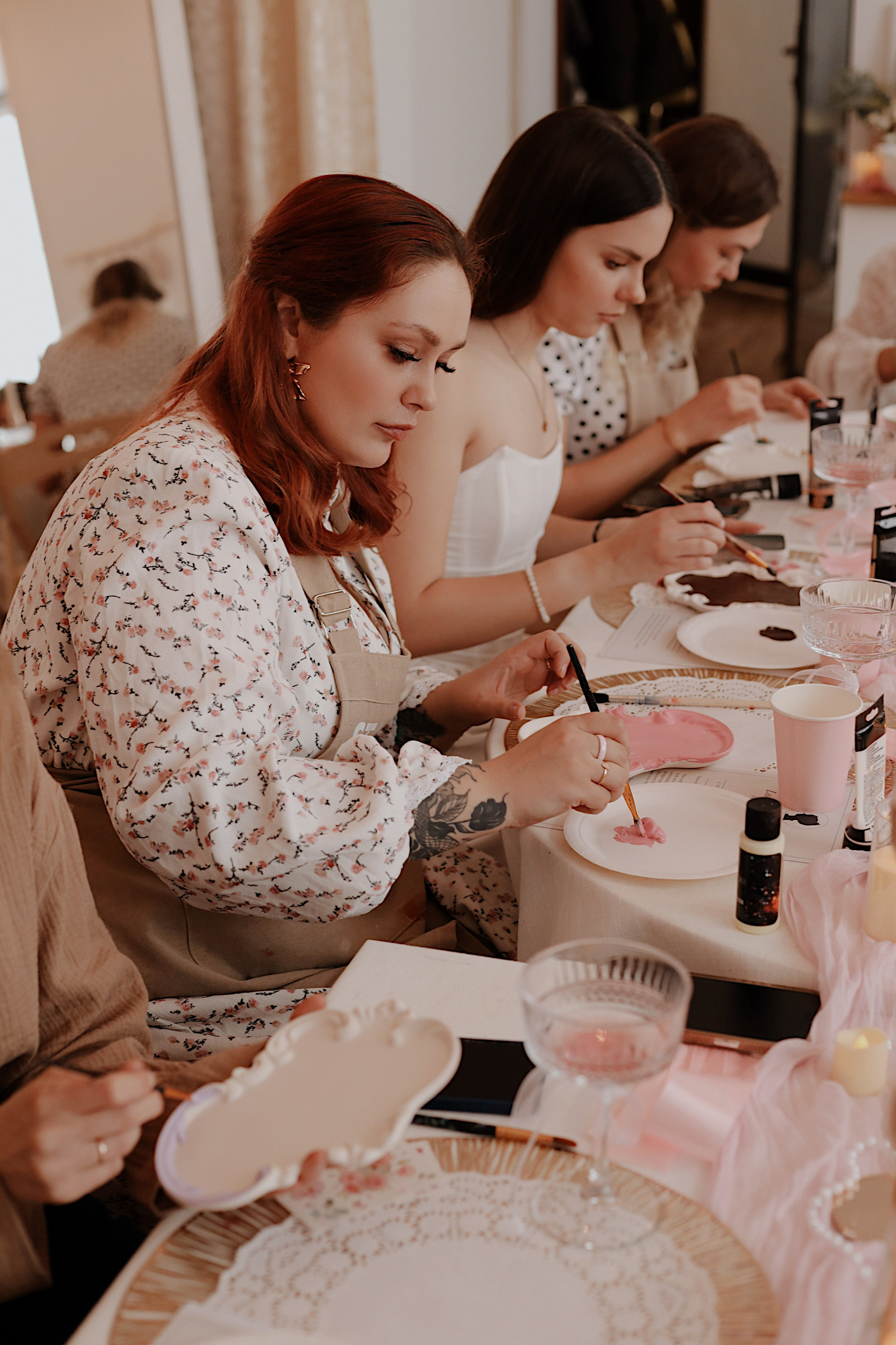 Арт-вечеринка в стиле Бриджертонов 1.02. Творческая студия Stories в Кемерово | Мастер-классы и мероприятия