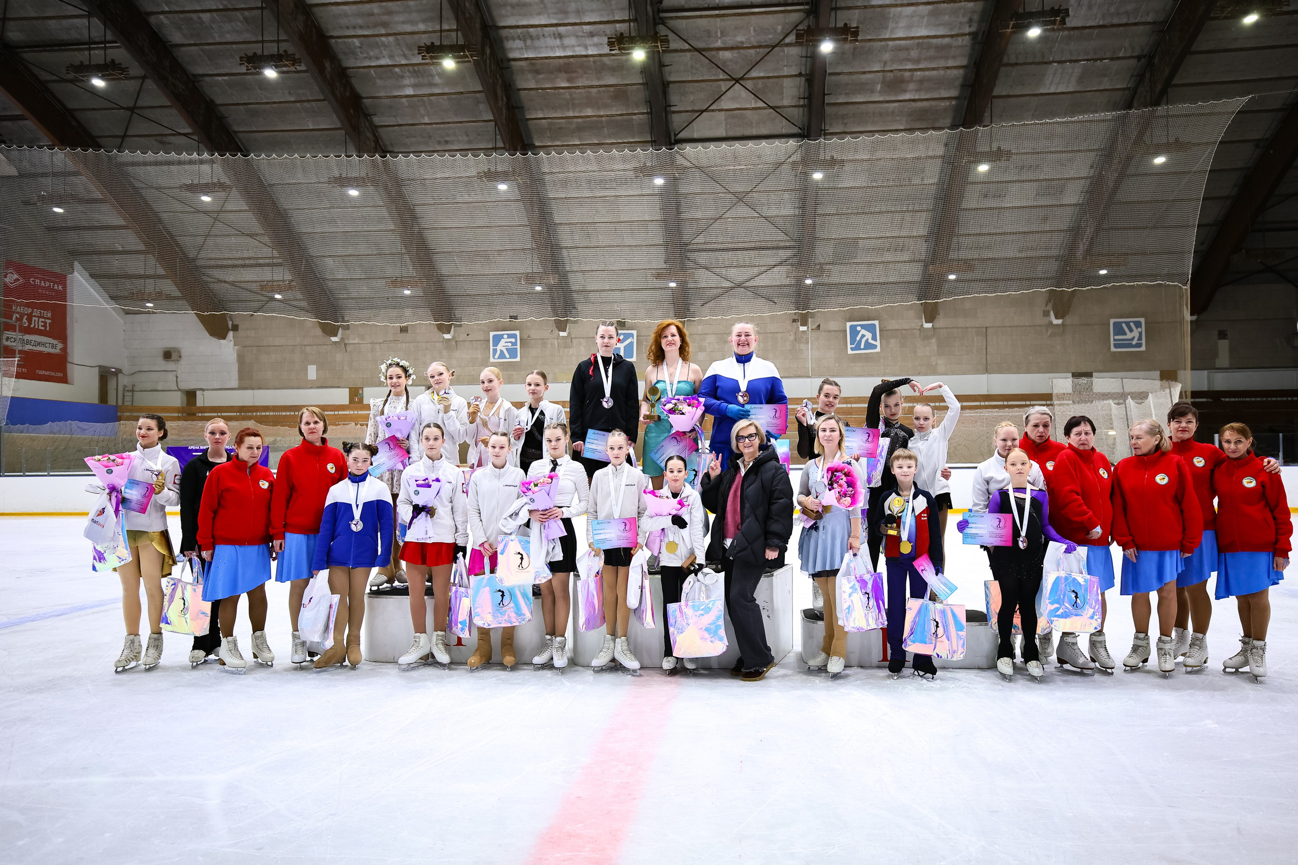 КУБОК CANDY 2025 В АРХАНГЕЛЬСКЕ НАГРАЖДЕНИЕ. ФК Фотограф в Санкт-Петербурге Наталья Понарина