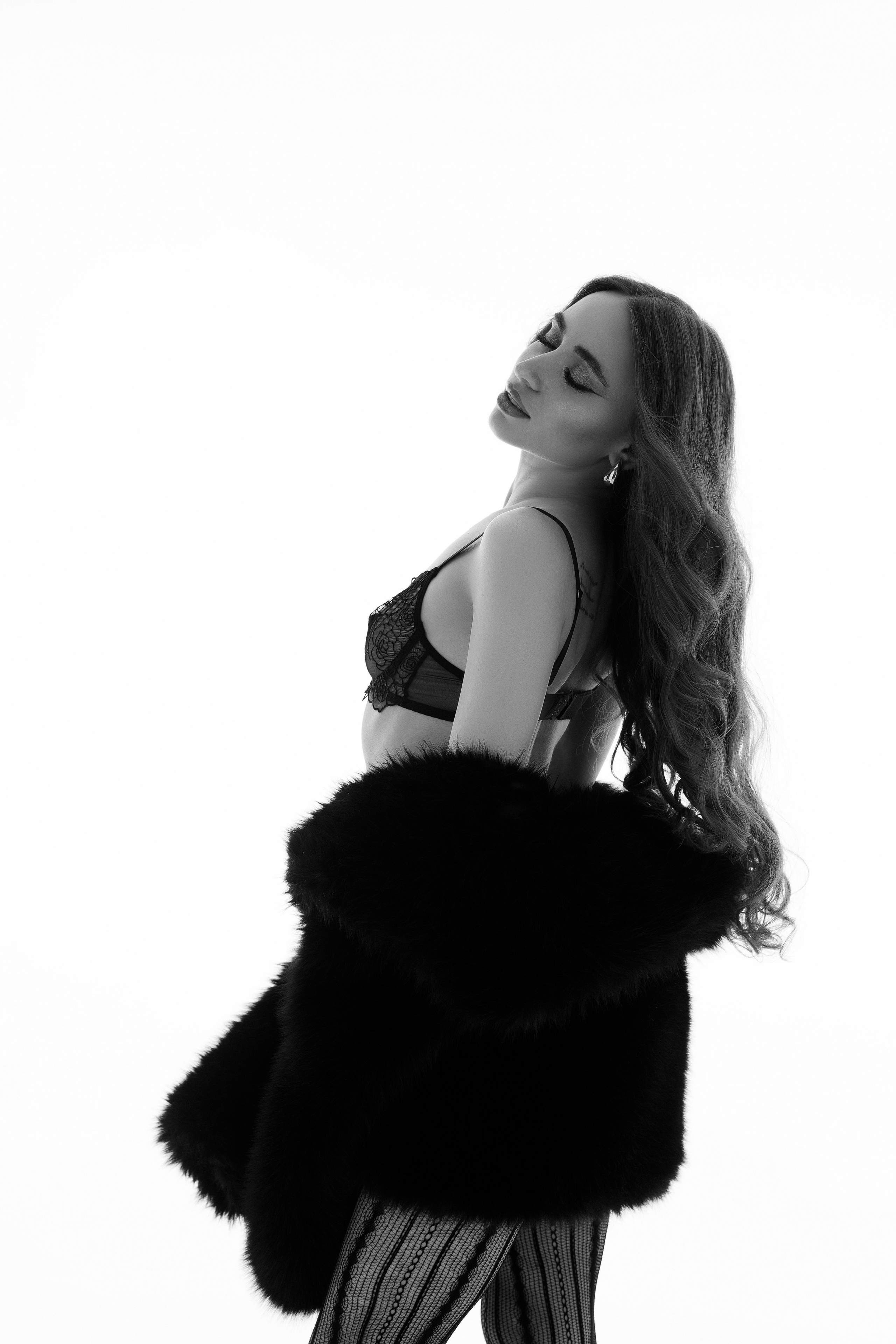 Женский портрет в студии. Фотограф Минск