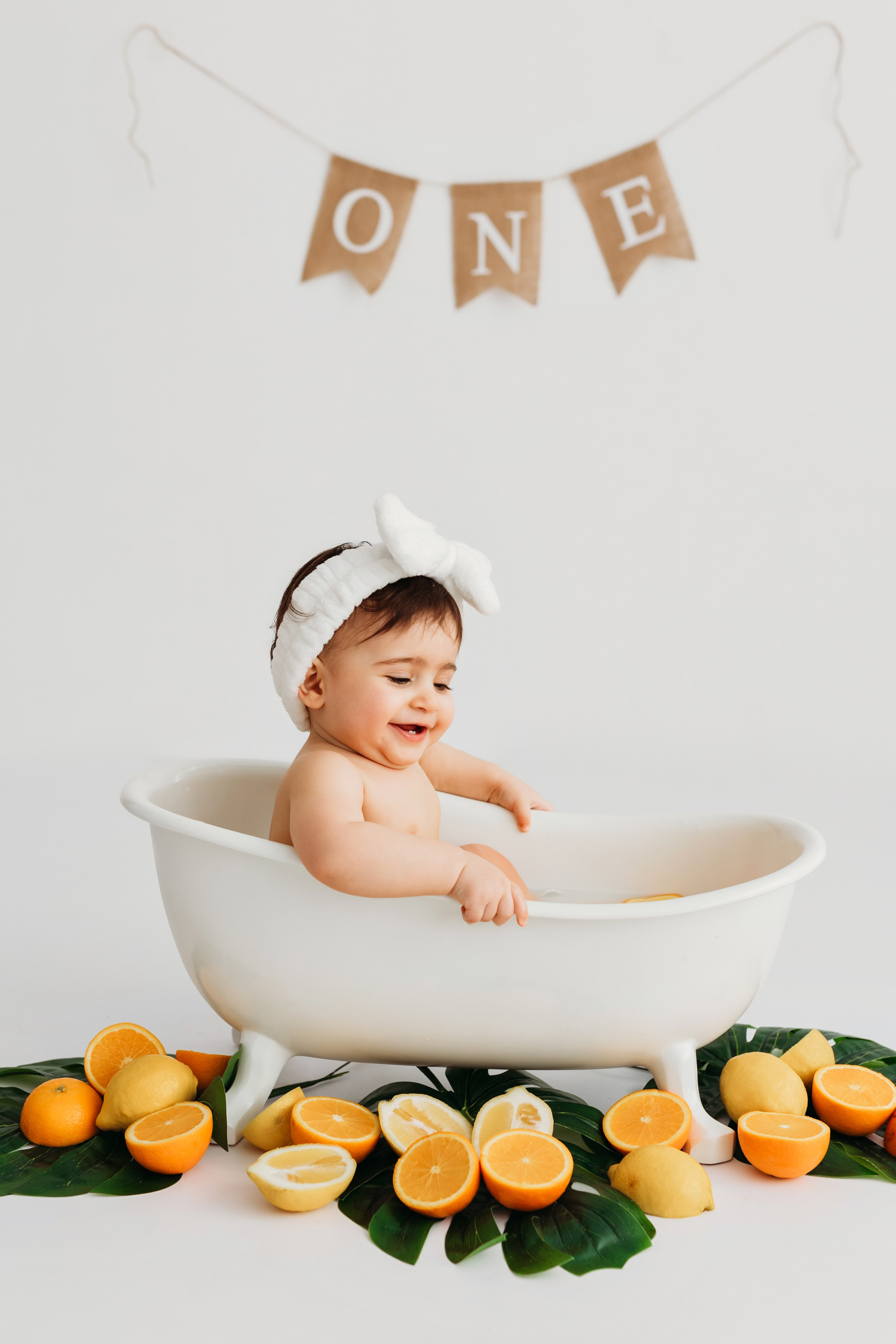 Ванночки годик. Профессиональная детская и семейная фотостудия в Краснодаре