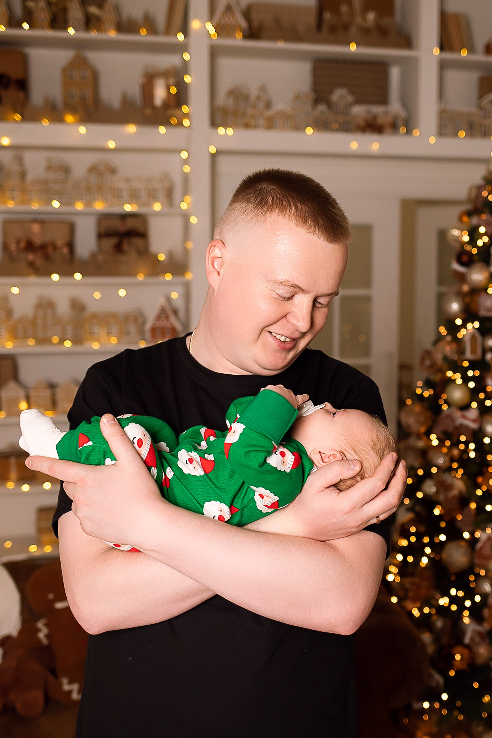 Семейная фотосессия в студии. Фотограф новорожденных в Новосибирске