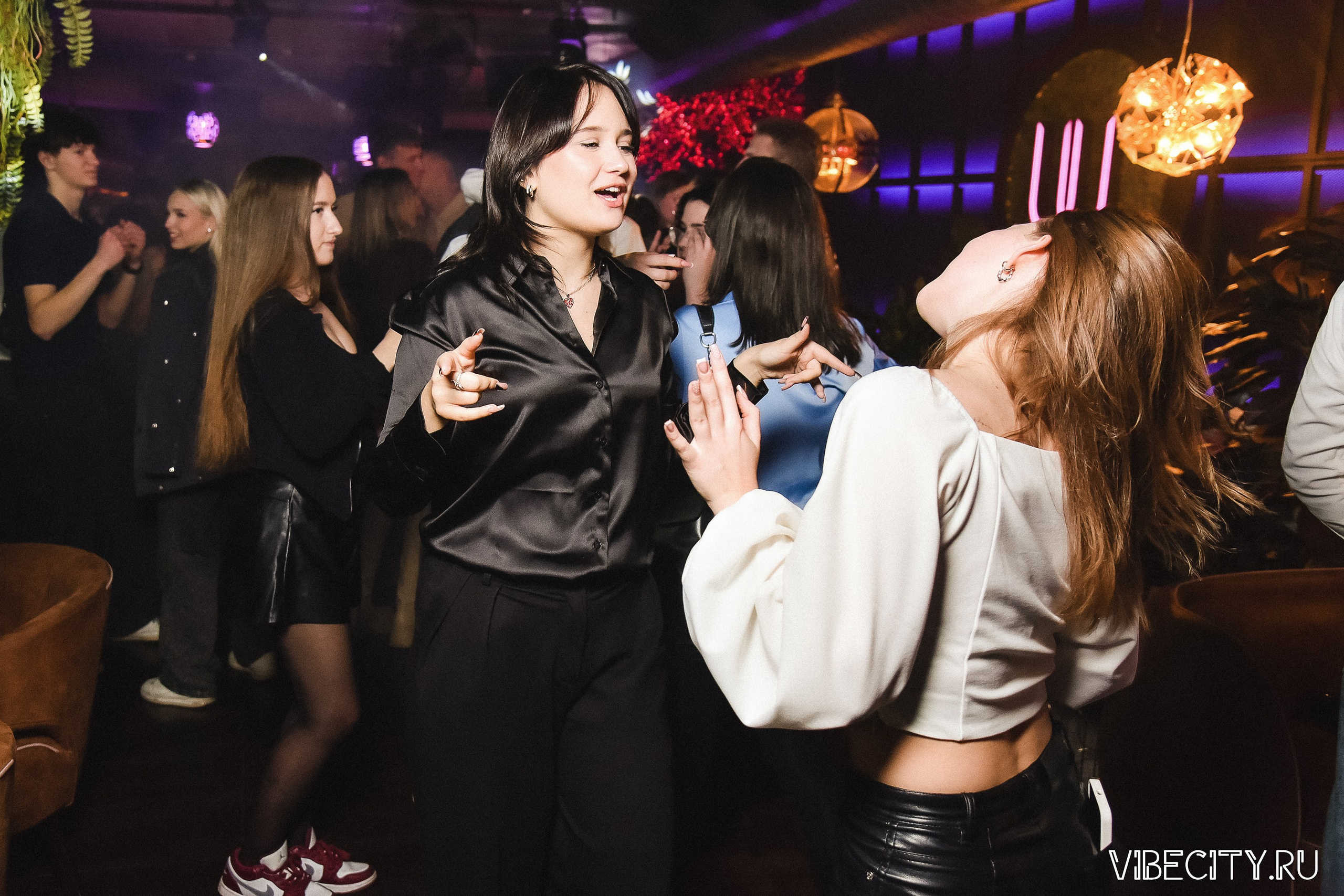 DOUBLE U. VIBECITY.RU Вайб Сити Ру Фоторепортажи Фотоотчеты Калининград