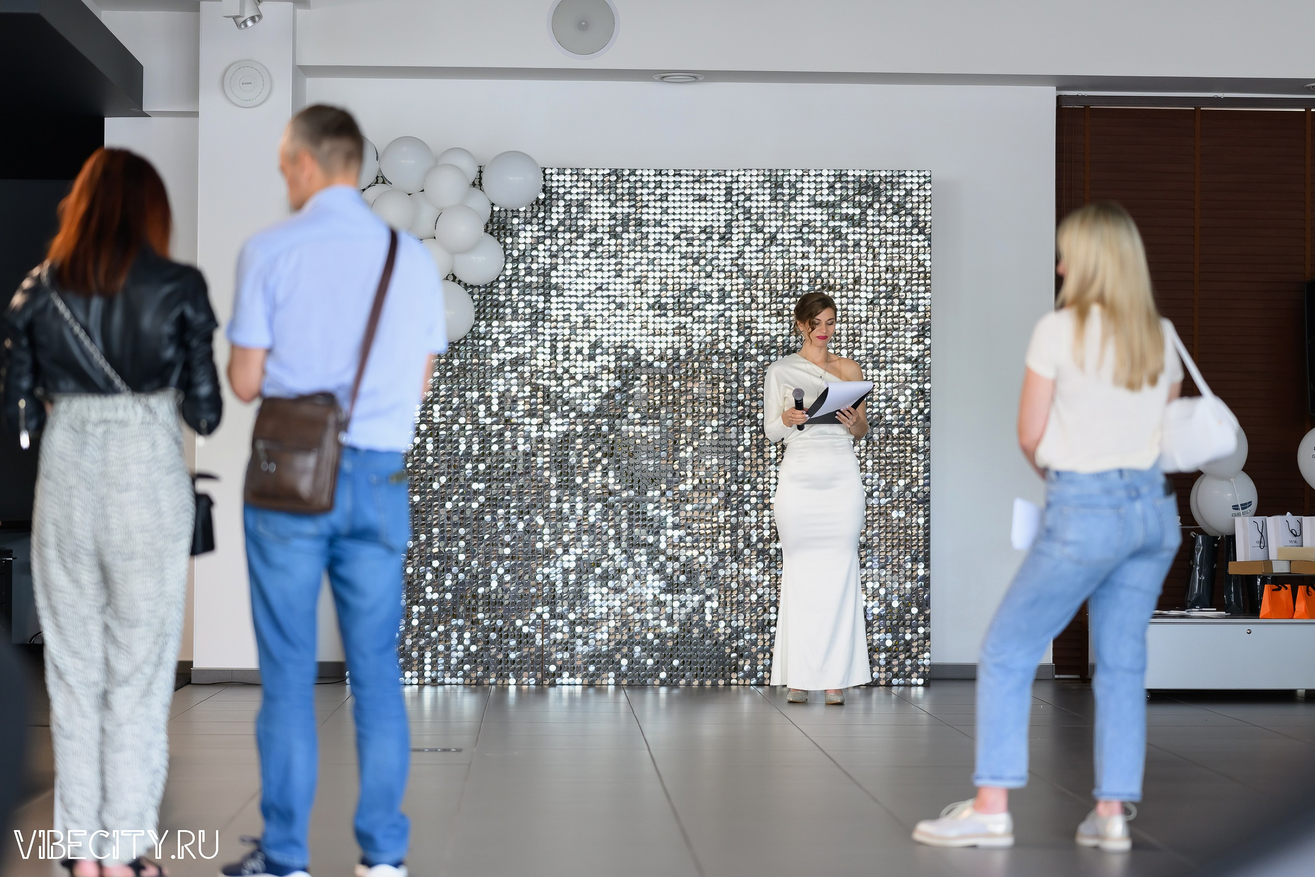 Презентация Geely Manjaro. VIBECITY.RU Вайб Сити Ру Фоторепортажи Фотоотчеты Калининград