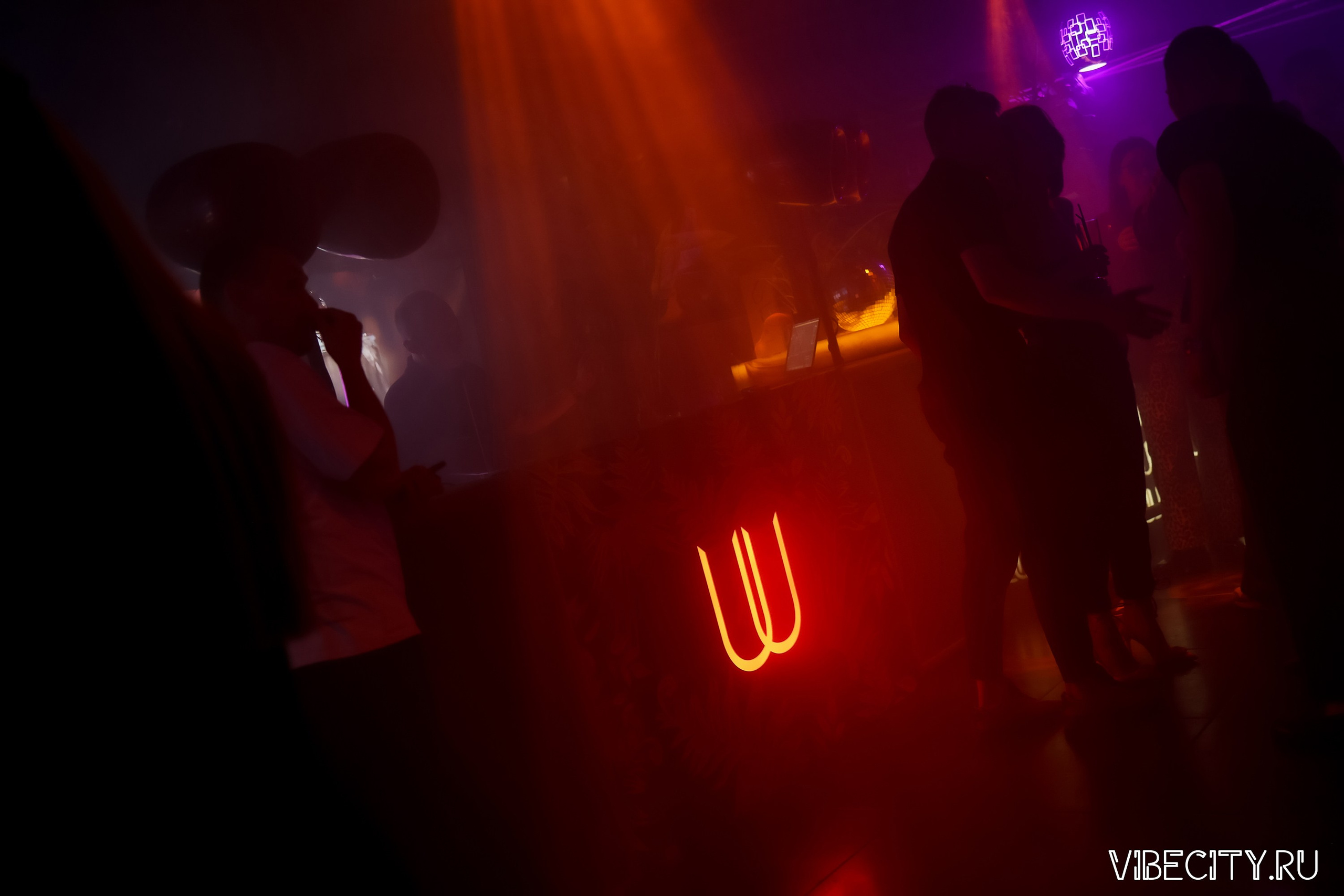 DOUBLE U. VIBECITY.RU Вайб Сити Ру Фоторепортажи Фотоотчеты Калининград