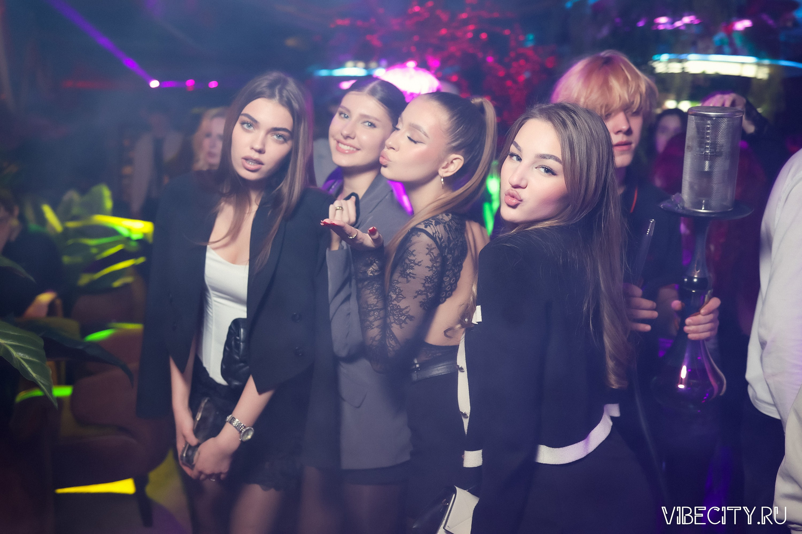 DOUBLE U. VIBECITY.RU Вайб Сити Ру Фоторепортажи Фотоотчеты Калининград