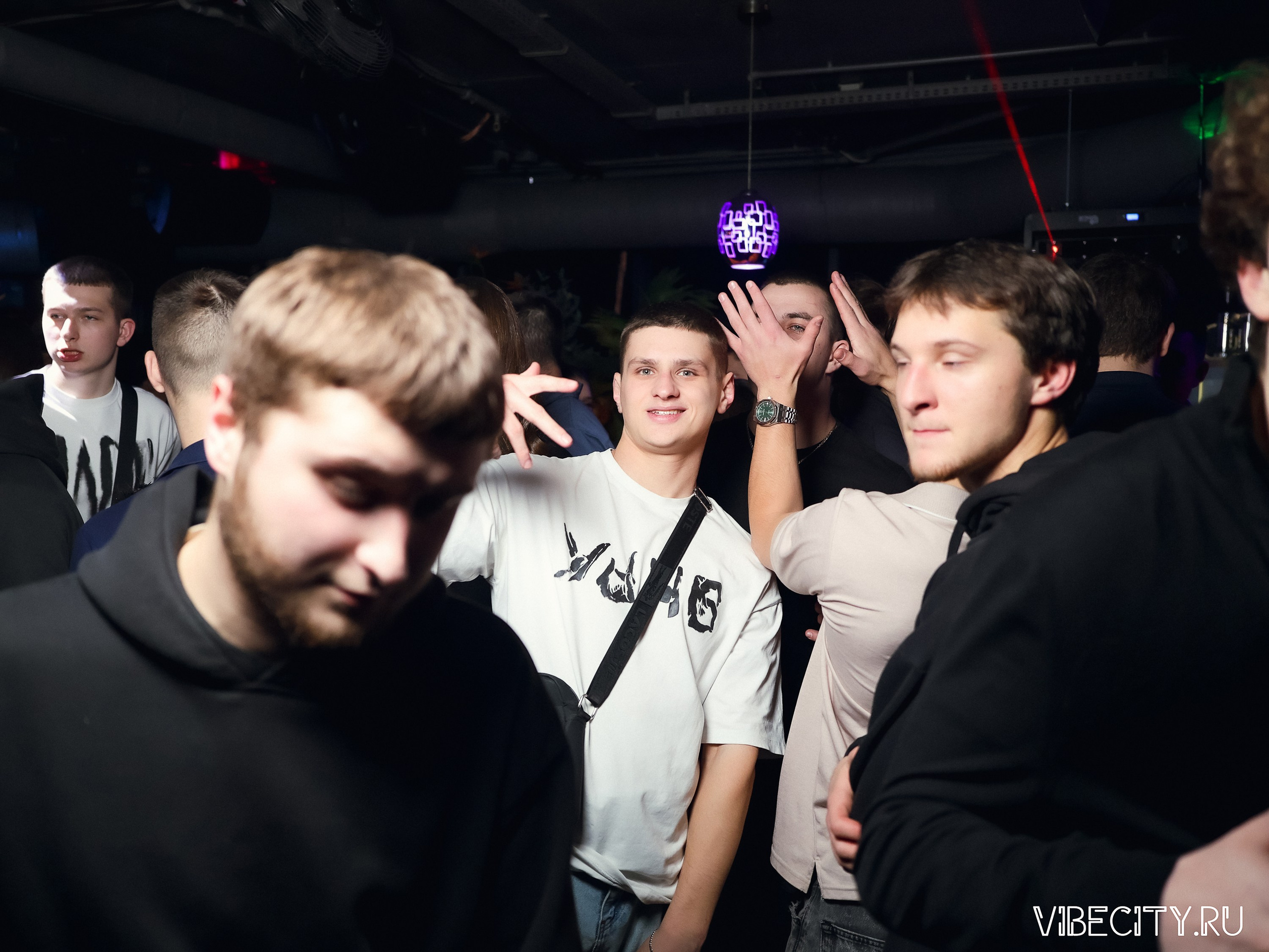 DOUBLE U. VIBECITY.RU Вайб Сити Ру Фоторепортажи Фотоотчеты Калининград